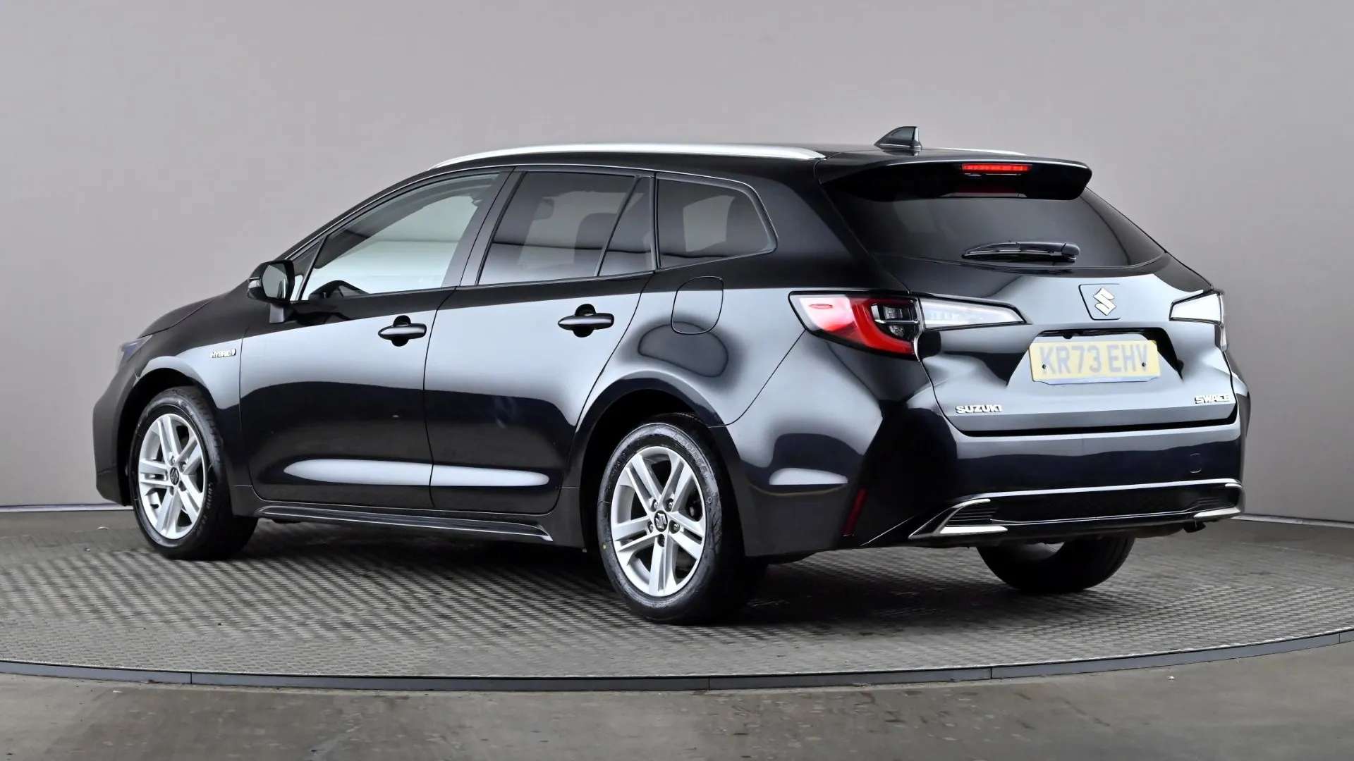 A 2023 SUZUKI SWACE 1.8 Hybrid Motion CVT A 2023 SUZUKI SWACE 1.8 Hybrid Motion CVT