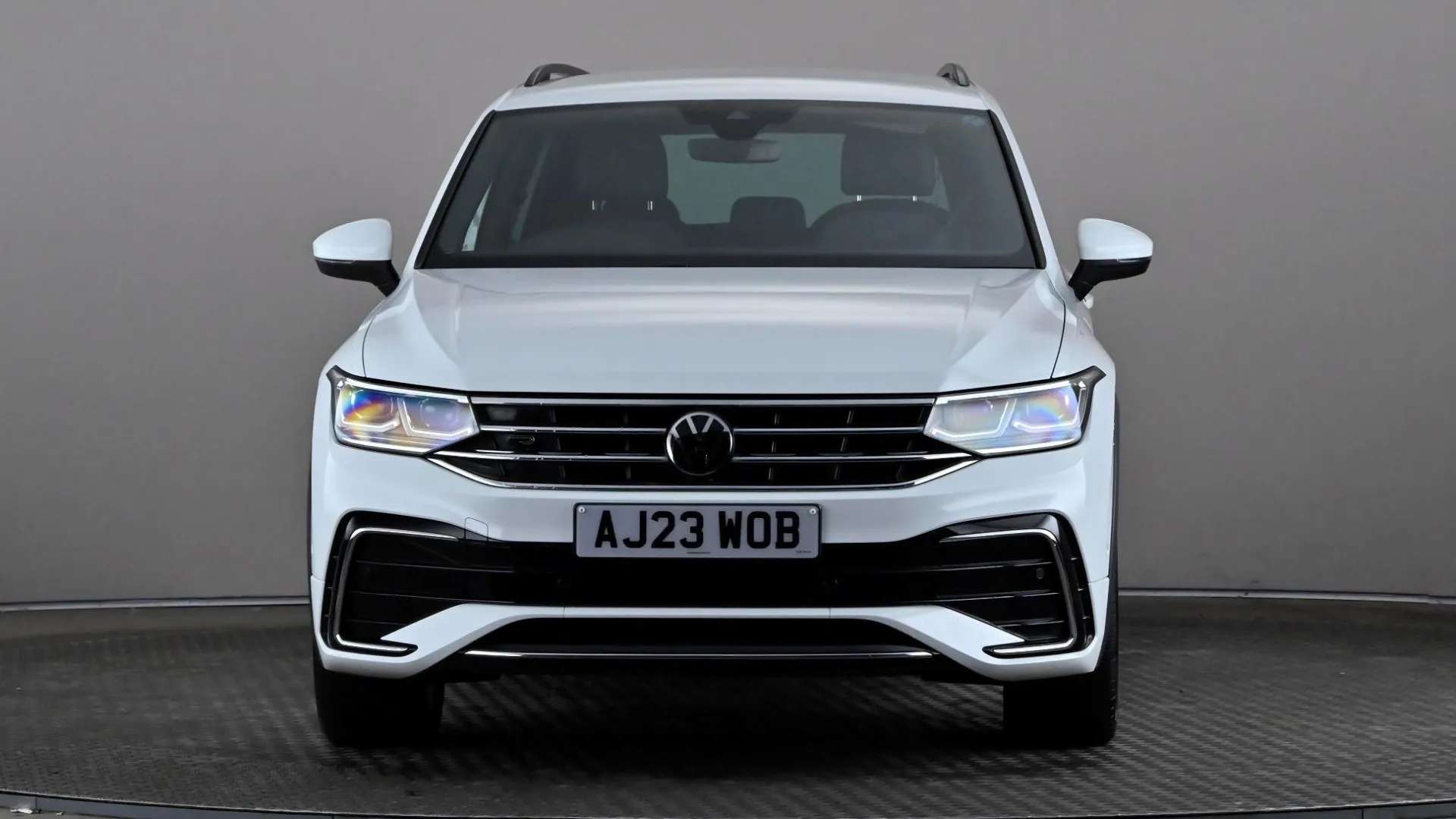 A 2023 VOLKSWAGEN TIGUAN 1.4 TSI eHybrid R-Line DSG A 2023 VOLKSWAGEN TIGUAN 1.4 TSI eHybrid R-Line DSG