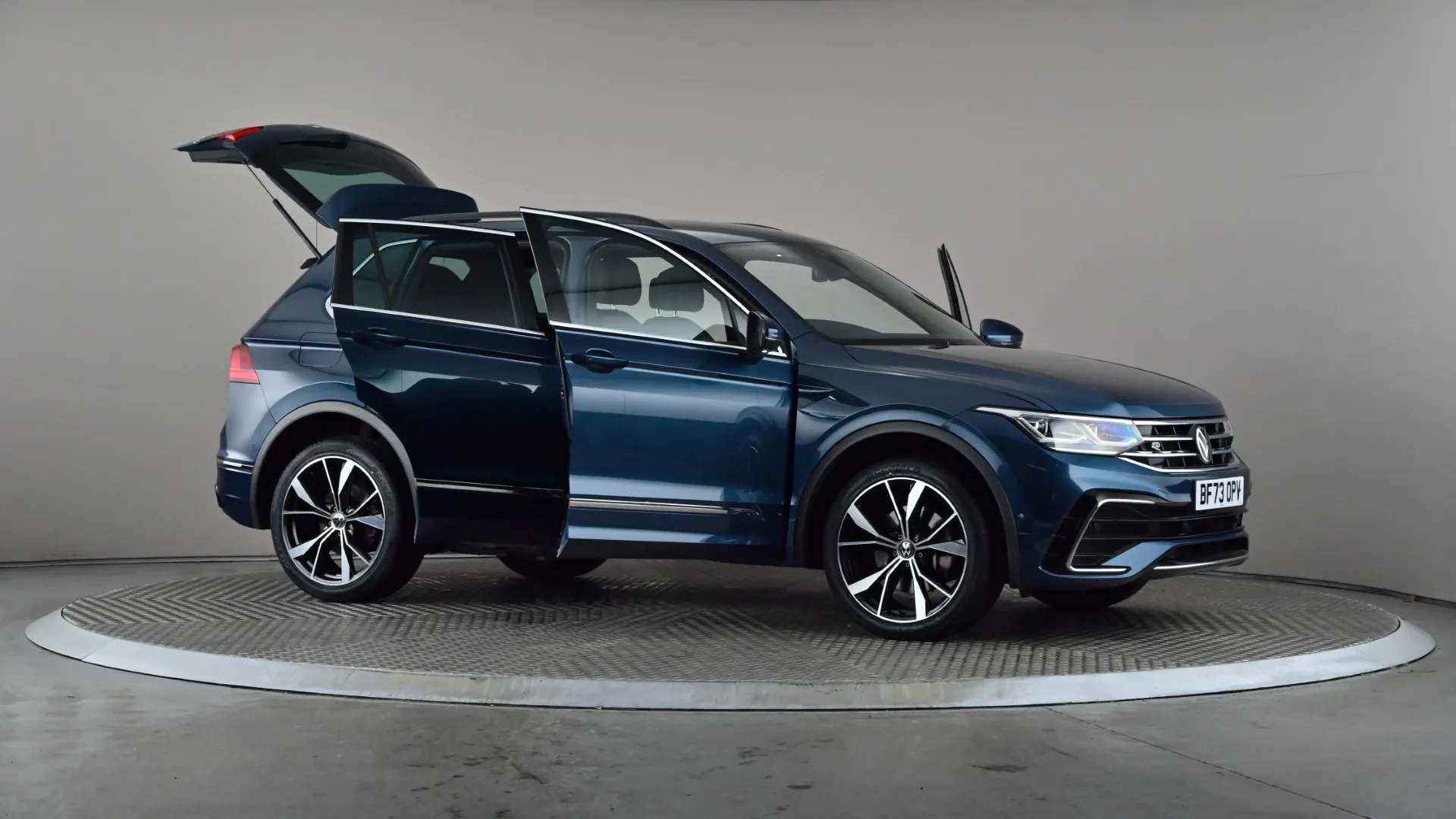 2023 VOLKSWAGEN TIGUAN 2023 VOLKSWAGEN TIGUAN
