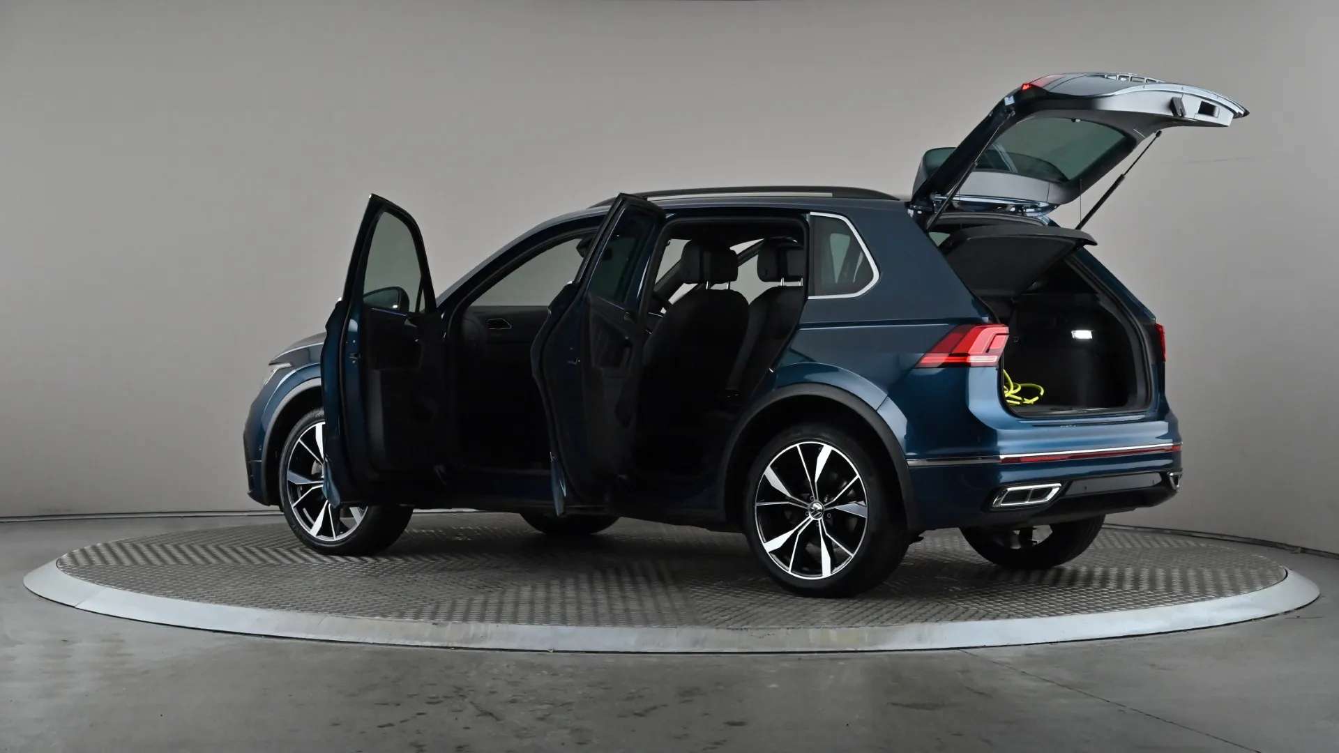 2023 VOLKSWAGEN TIGUAN 2023 VOLKSWAGEN TIGUAN