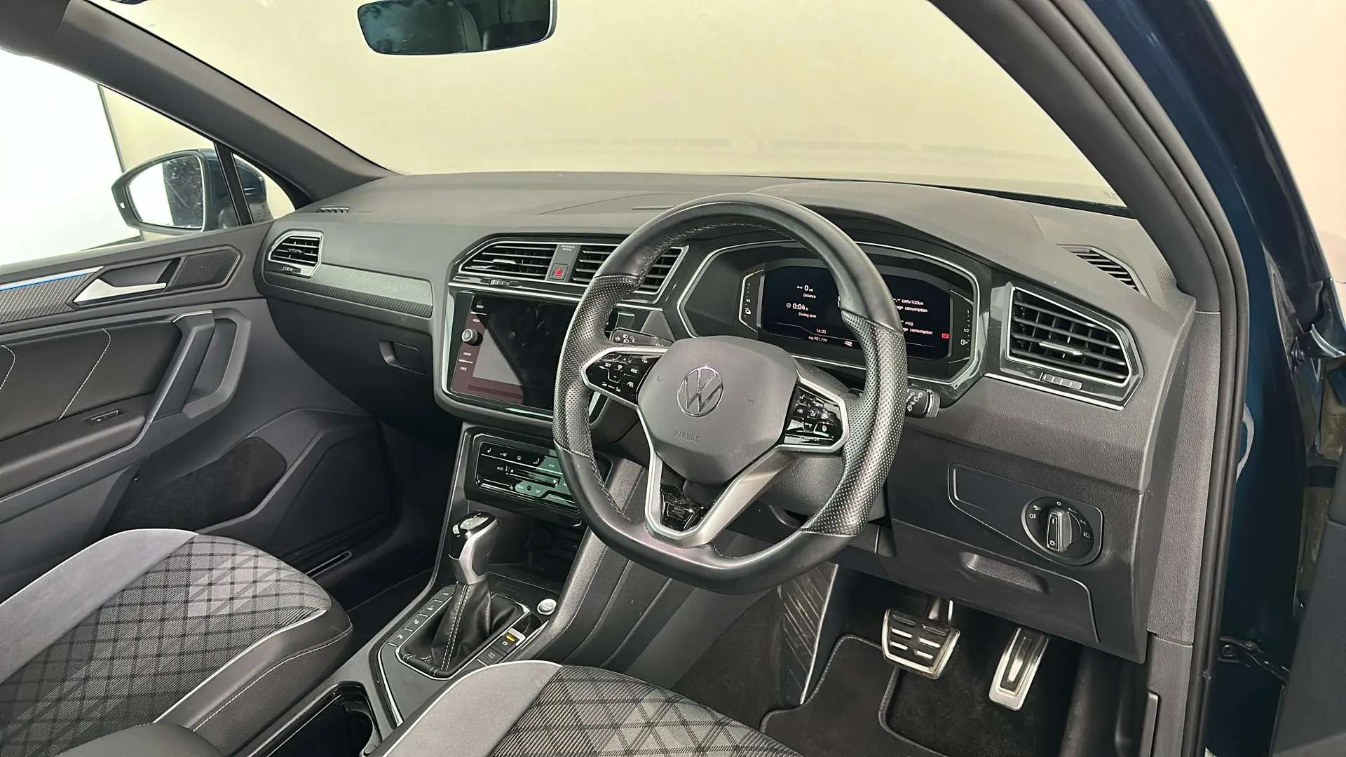 2023 VOLKSWAGEN TIGUAN 2023 VOLKSWAGEN TIGUAN