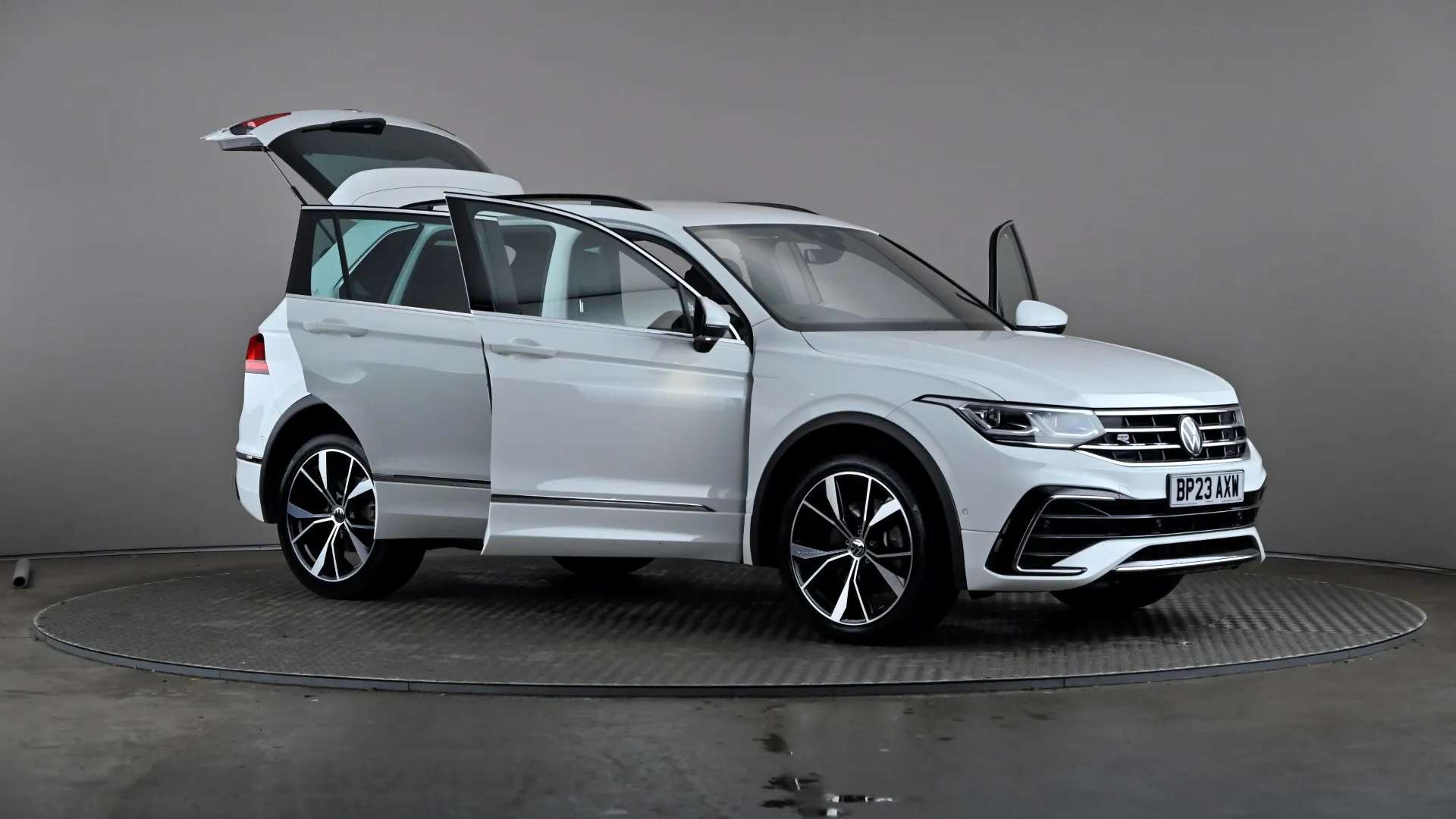 2023 VOLKSWAGEN TIGUAN 2023 VOLKSWAGEN TIGUAN