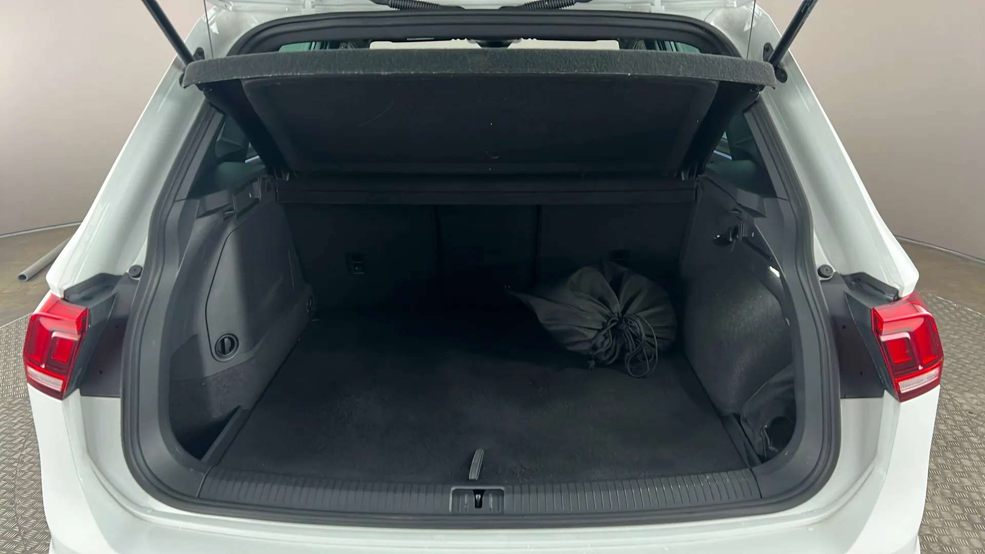 2023 VOLKSWAGEN TIGUAN 2023 VOLKSWAGEN TIGUAN