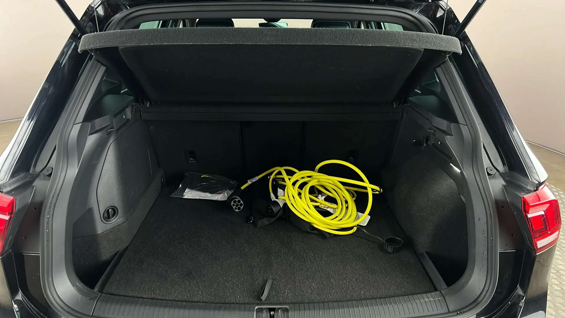 2023 VOLKSWAGEN TIGUAN 2023 VOLKSWAGEN TIGUAN