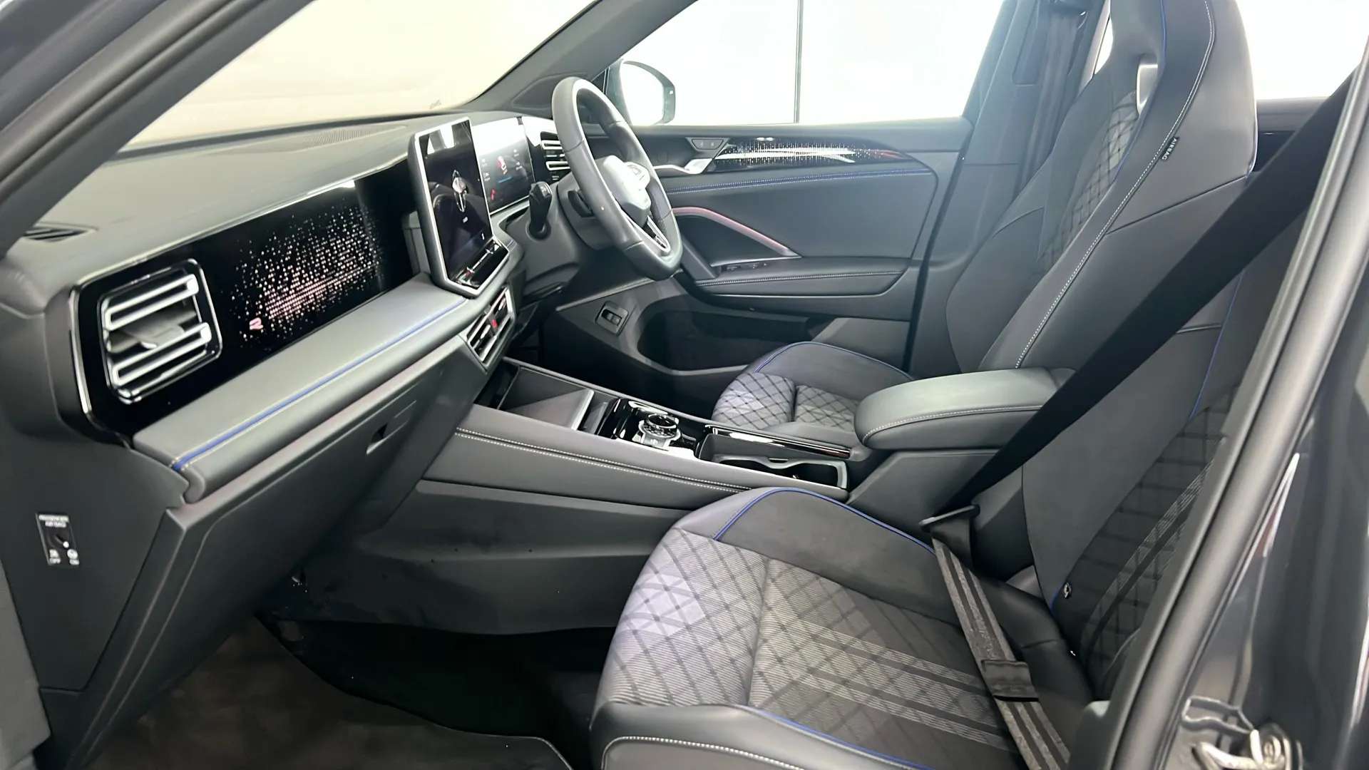 2025 VOLKSWAGEN TIGUAN 2025 VOLKSWAGEN TIGUAN