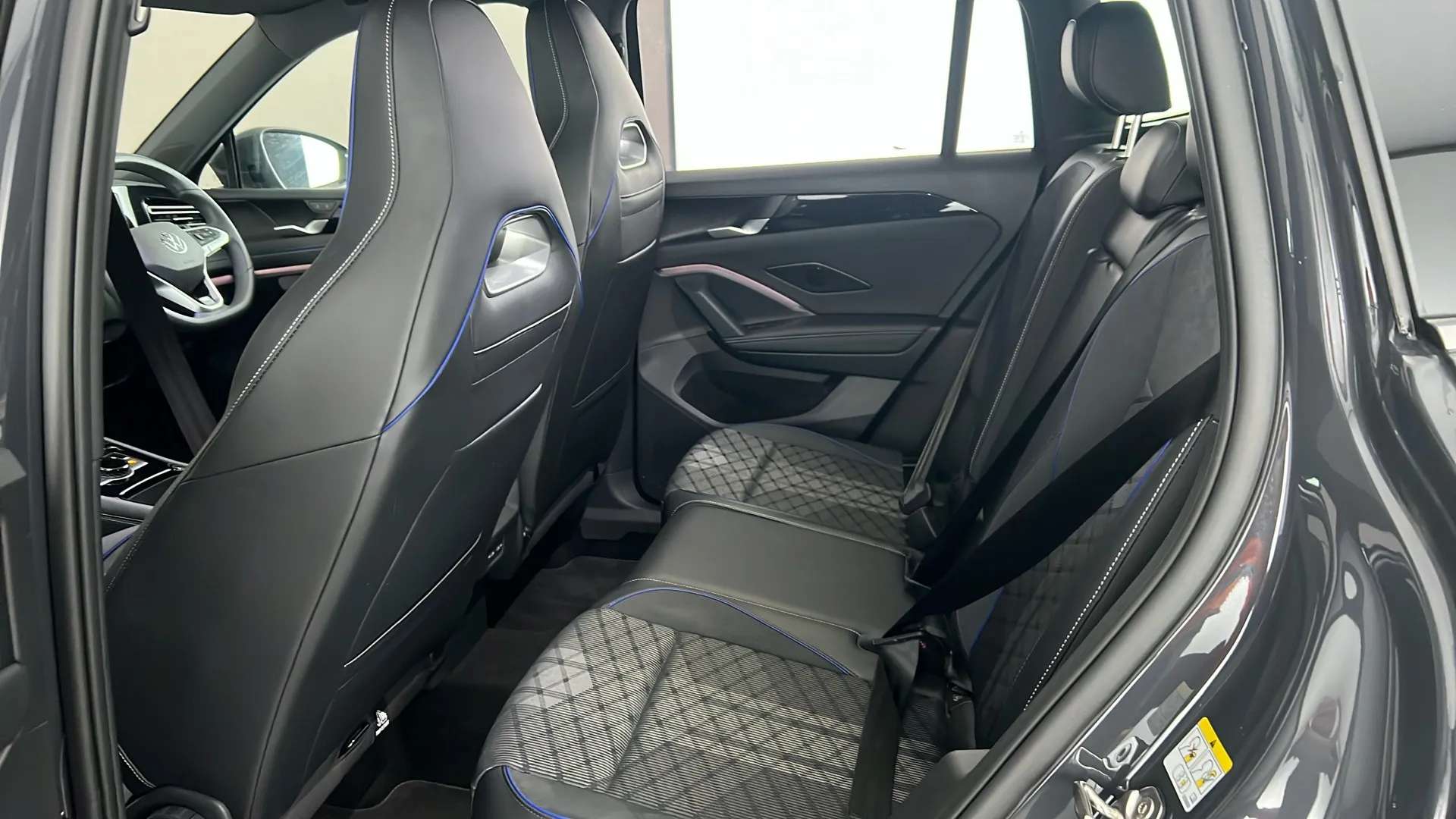 2025 VOLKSWAGEN TIGUAN 2025 VOLKSWAGEN TIGUAN