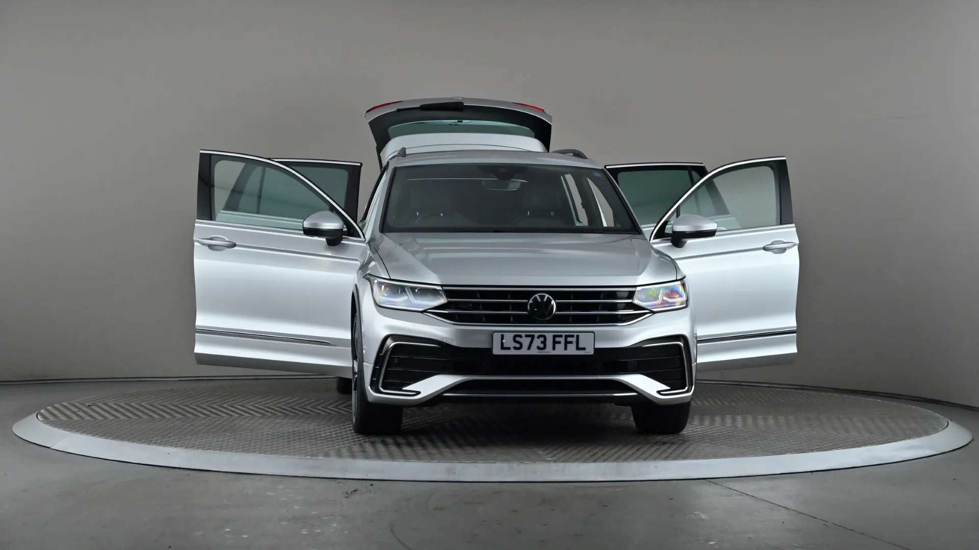 2023 VOLKSWAGEN TIGUAN 2023 VOLKSWAGEN TIGUAN
