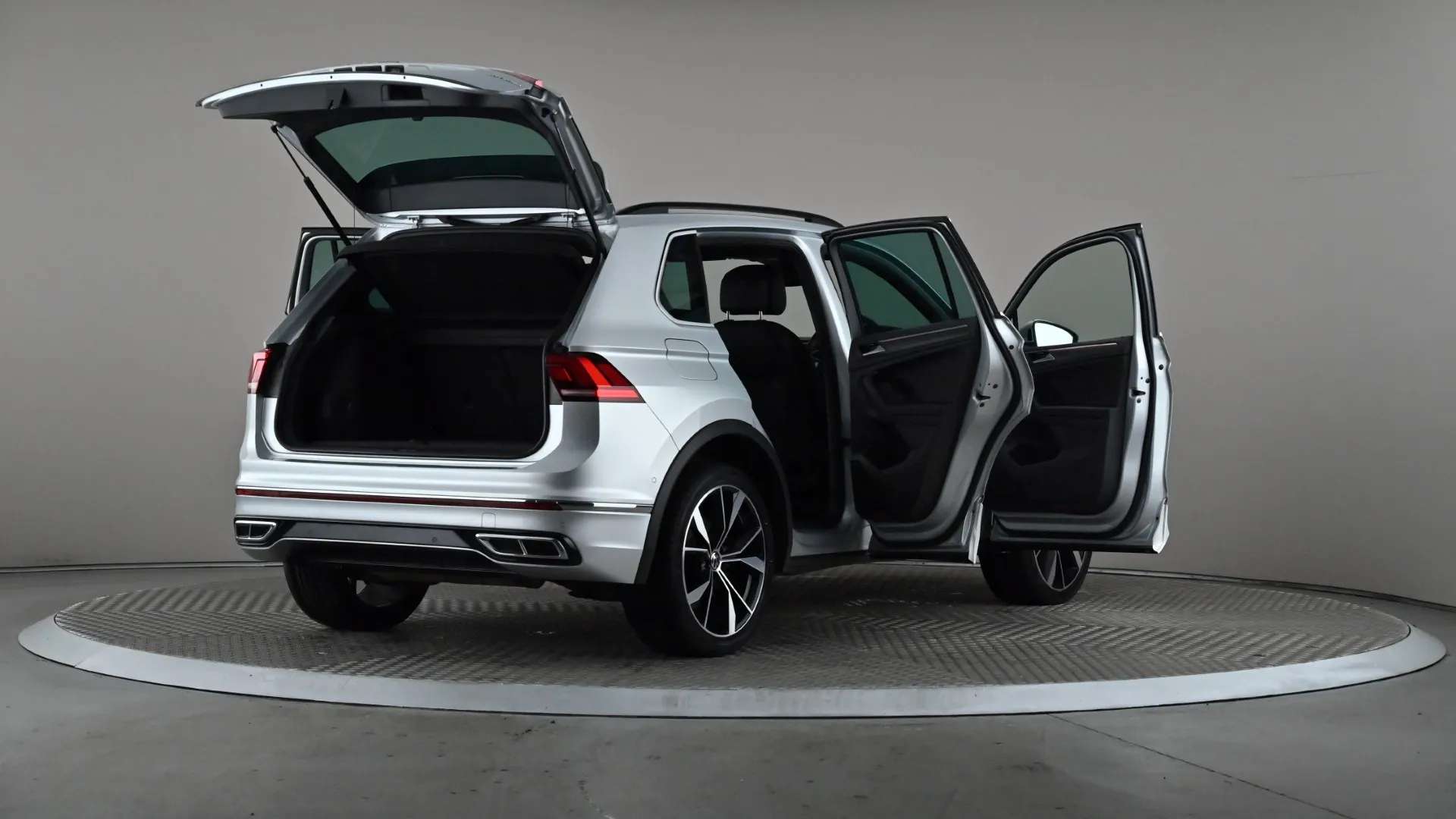 2023 VOLKSWAGEN TIGUAN 2023 VOLKSWAGEN TIGUAN