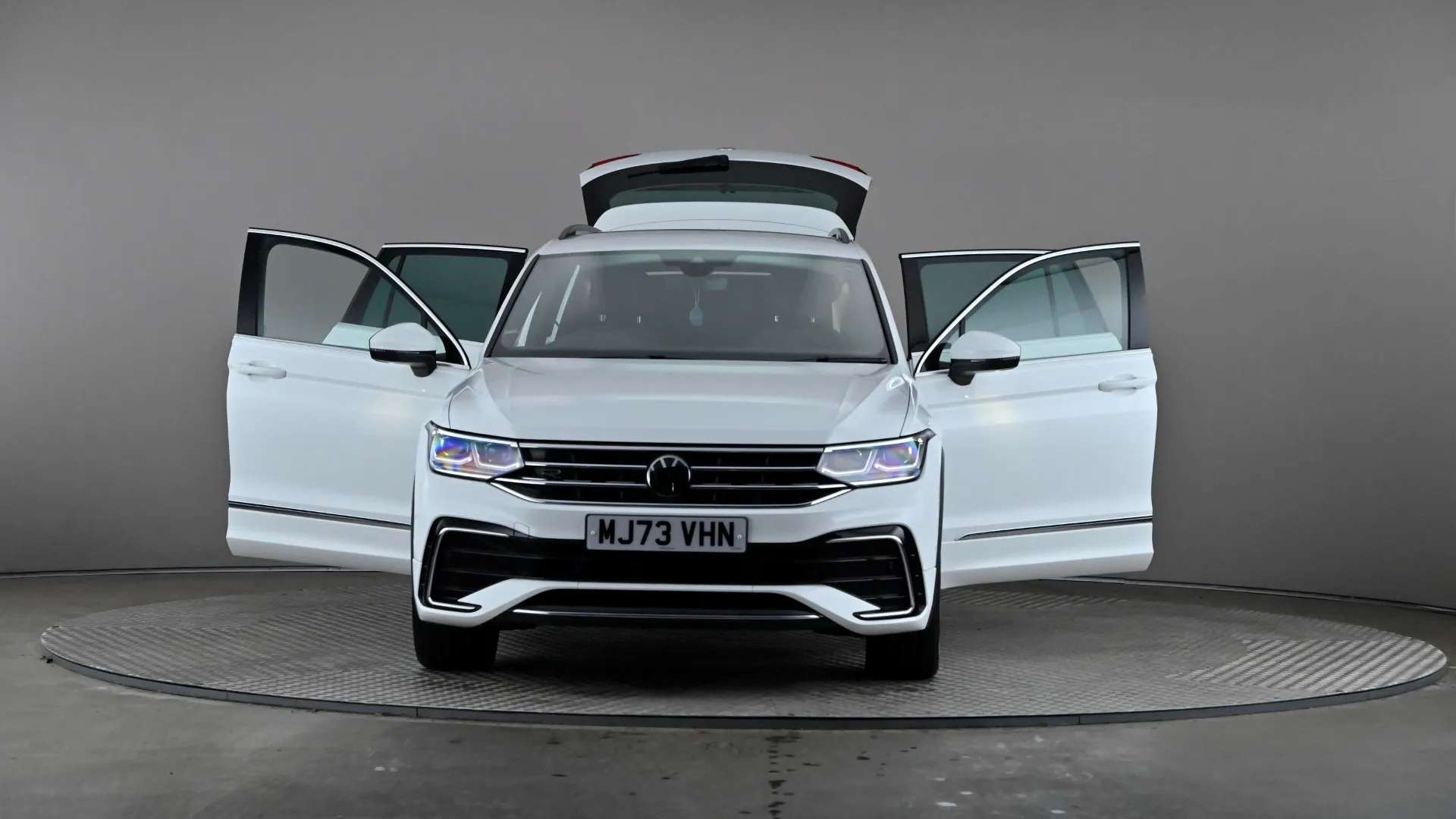 2023 VOLKSWAGEN TIGUAN 2023 VOLKSWAGEN TIGUAN