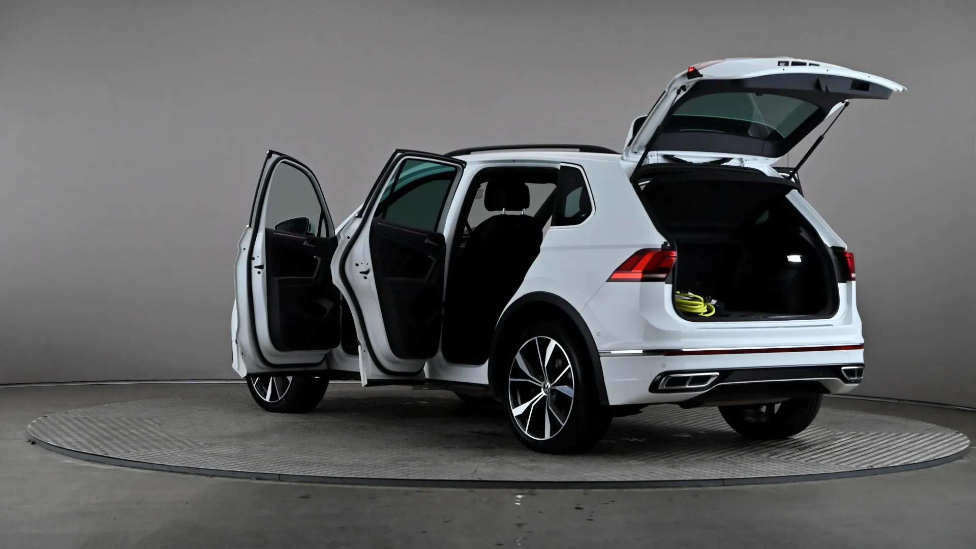 2023 VOLKSWAGEN TIGUAN 2023 VOLKSWAGEN TIGUAN