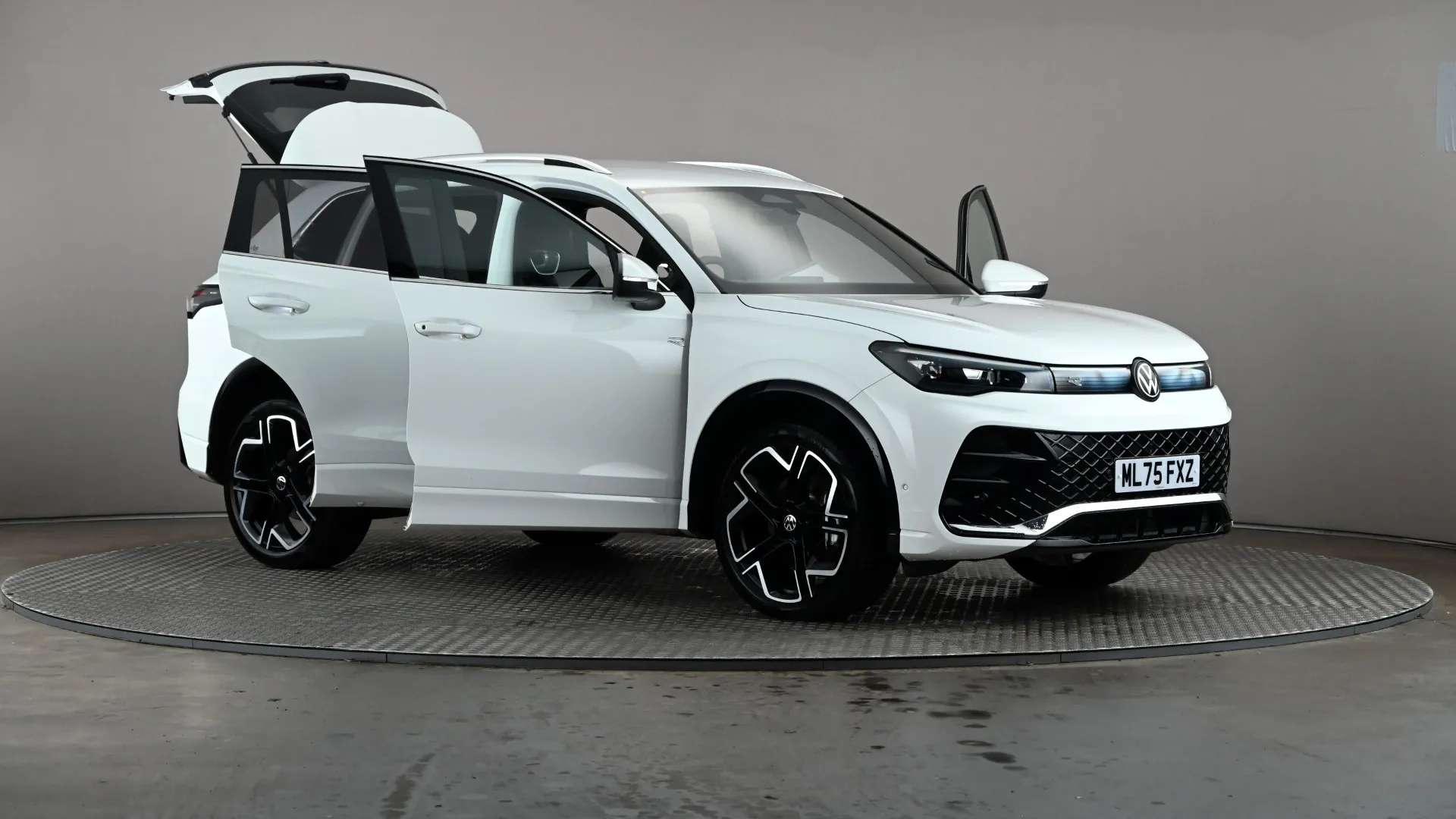 2025 VOLKSWAGEN TIGUAN 2025 VOLKSWAGEN TIGUAN