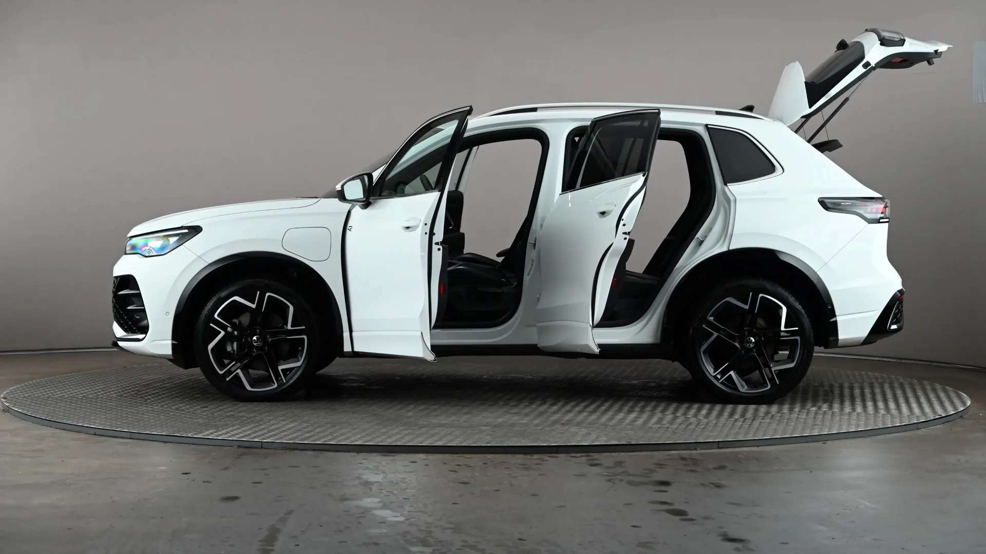 2025 VOLKSWAGEN TIGUAN 2025 VOLKSWAGEN TIGUAN