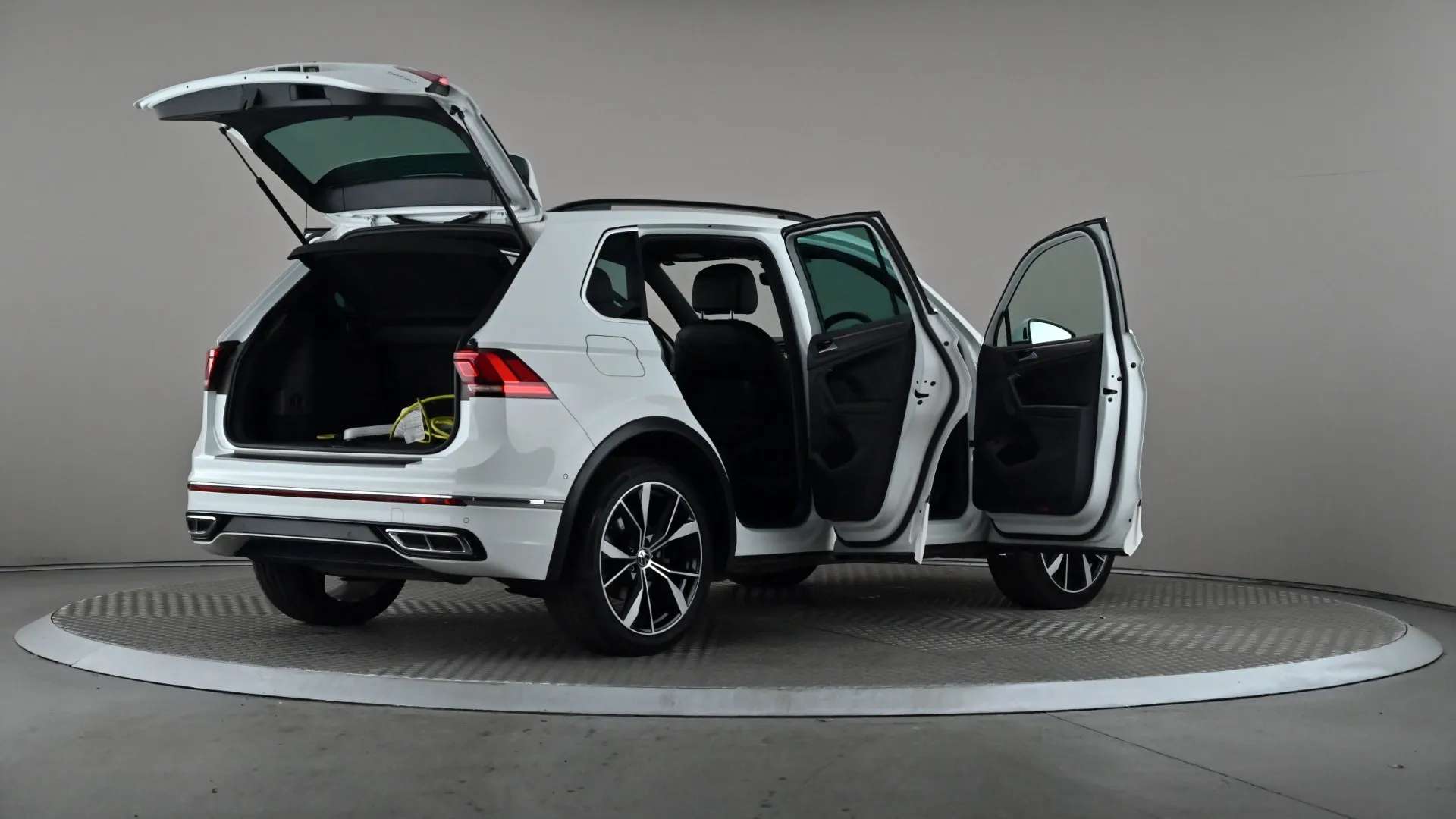 2023 VOLKSWAGEN TIGUAN 2023 VOLKSWAGEN TIGUAN