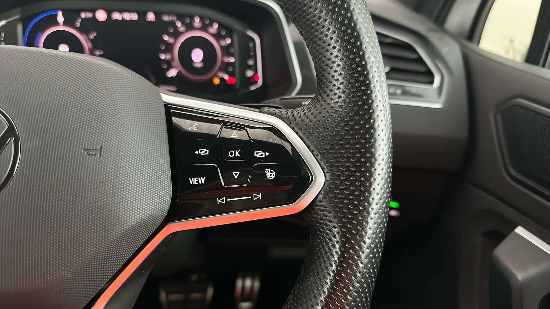 2023 VOLKSWAGEN TIGUAN 2023 VOLKSWAGEN TIGUAN