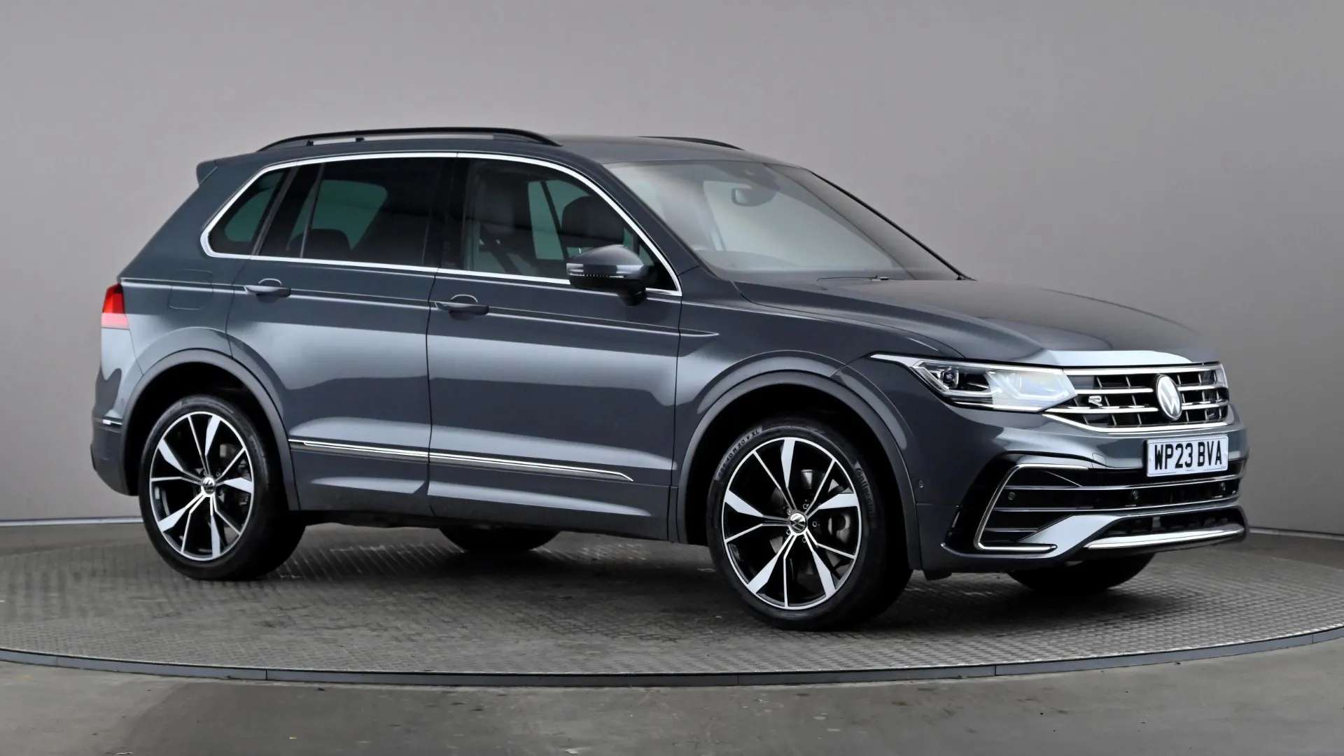 A 2023 VOLKSWAGEN TIGUAN 1.4 TSI eHybrid R-Line DSG A 2023 VOLKSWAGEN TIGUAN 1.4 TSI eHybrid R-Line DSG