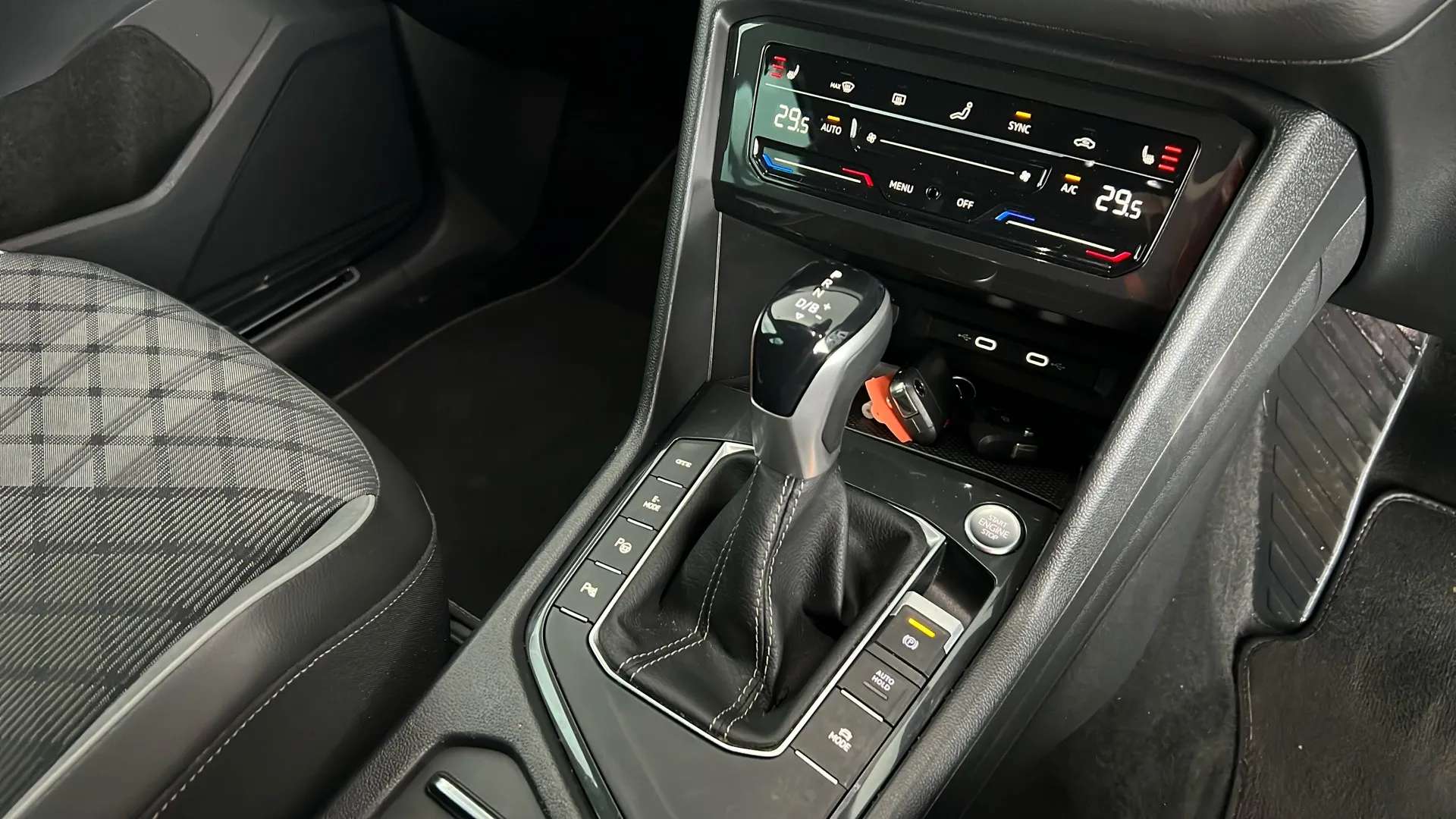 2023 VOLKSWAGEN TIGUAN 2023 VOLKSWAGEN TIGUAN