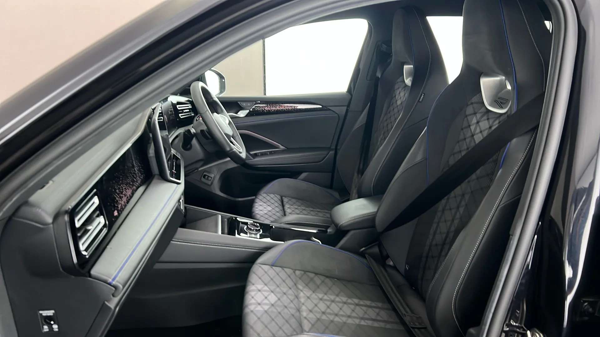2025 VOLKSWAGEN TIGUAN 2025 VOLKSWAGEN TIGUAN