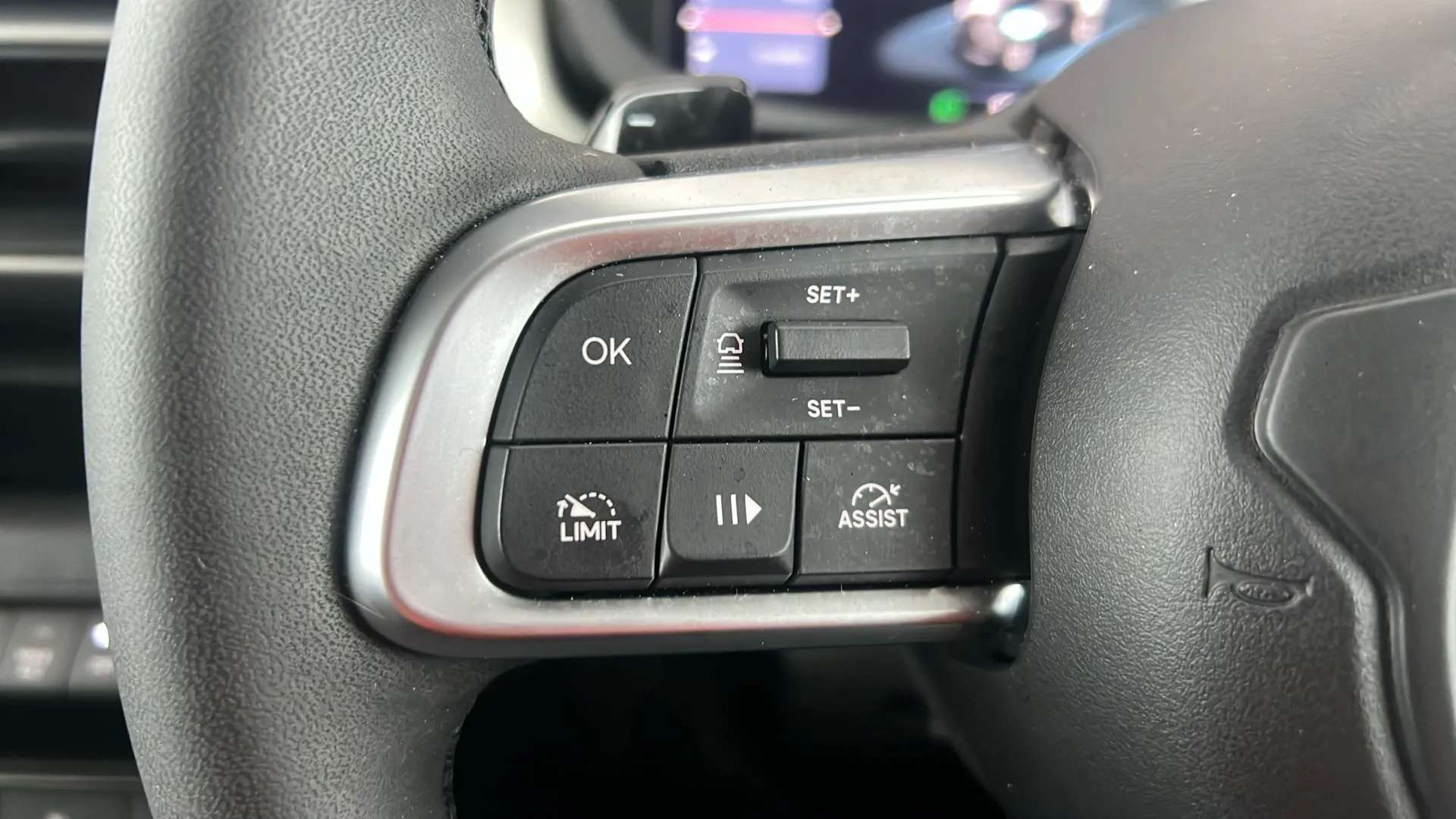 2024 JEEP AVENGER 2024 JEEP AVENGER