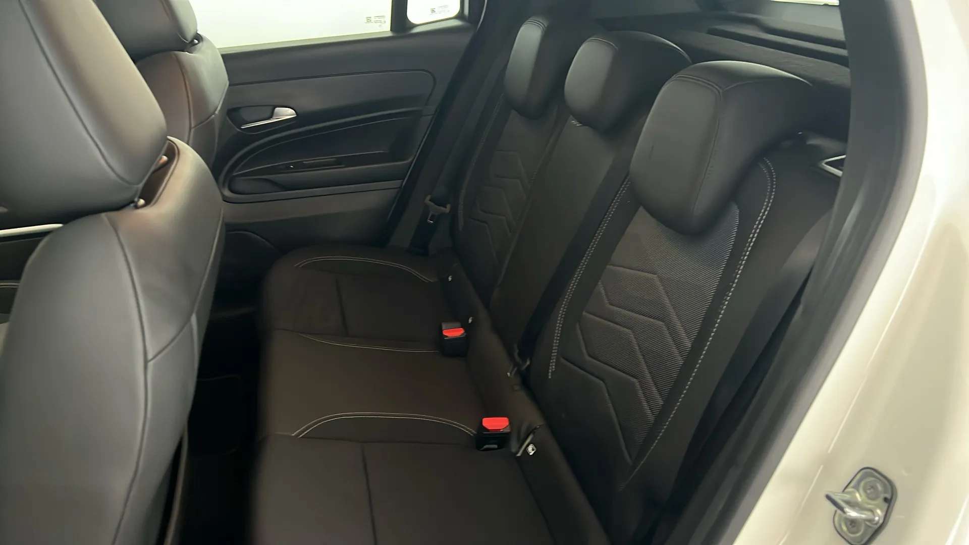 2024 JEEP AVENGER 2024 JEEP AVENGER