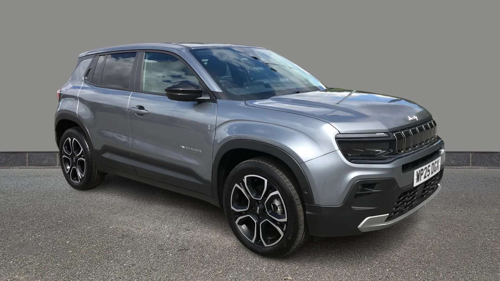 A 2025 JEEP AVENGER 1.2 e-Hybrid Summit DCT A 2025 JEEP AVENGER 1.2 e-Hybrid Summit DCT