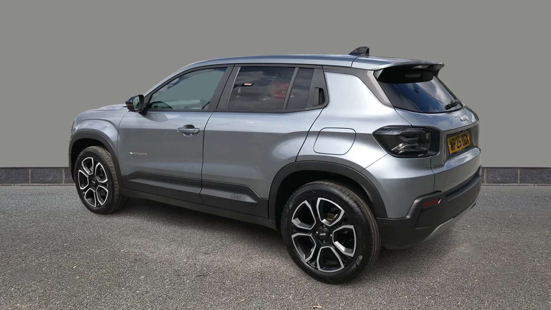 A 2025 JEEP AVENGER 1.2 e-Hybrid Summit DCT A 2025 JEEP AVENGER 1.2 e-Hybrid Summit DCT