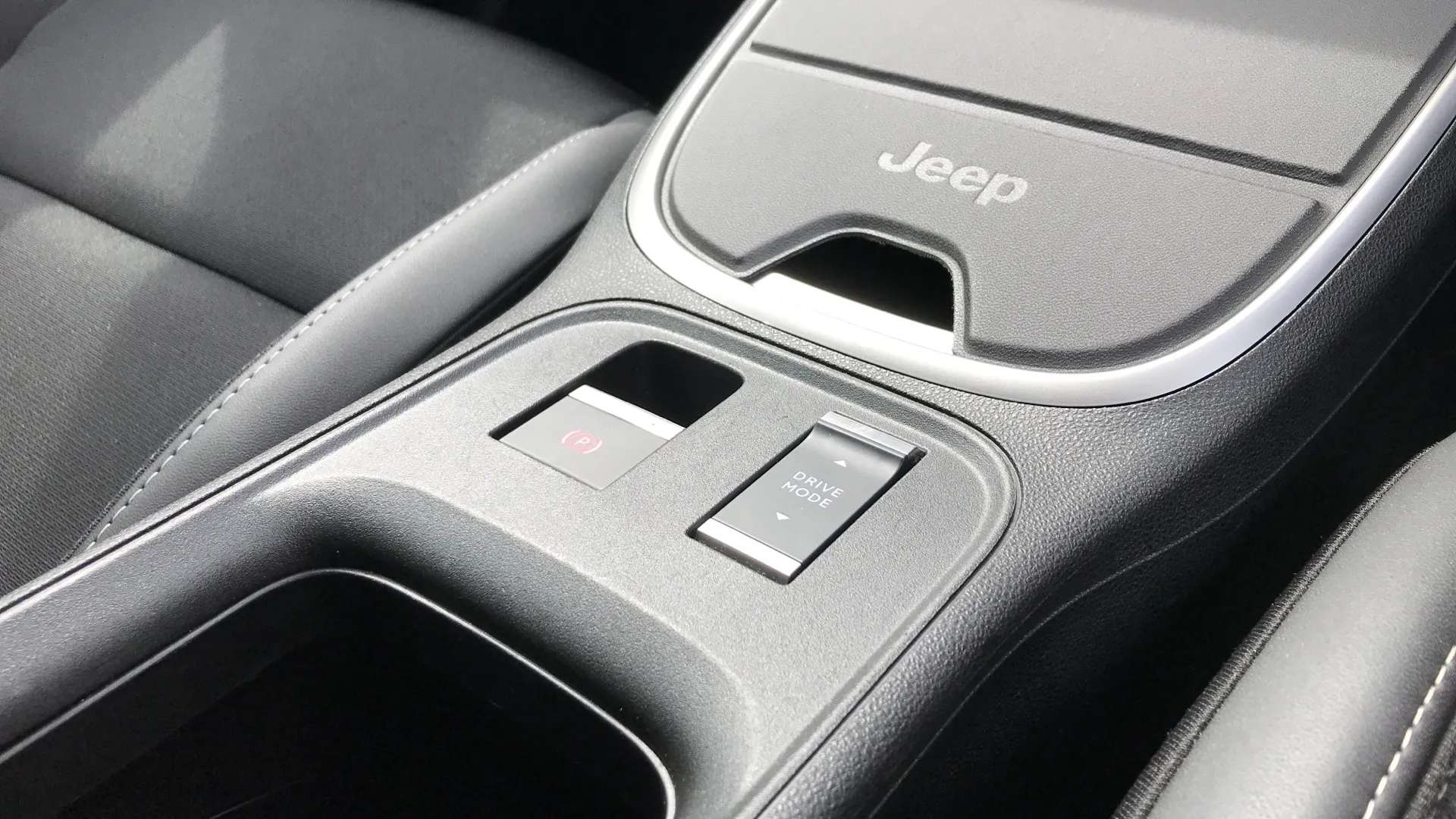 2025 JEEP AVENGER 2025 JEEP AVENGER