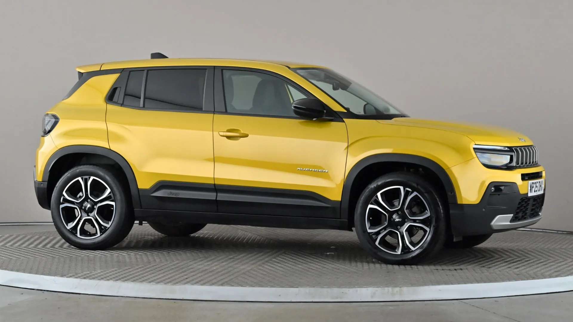 A 2025 JEEP AVENGER 1.2 e-Hybrid Summit DCT A 2025 JEEP AVENGER 1.2 e-Hybrid Summit DCT