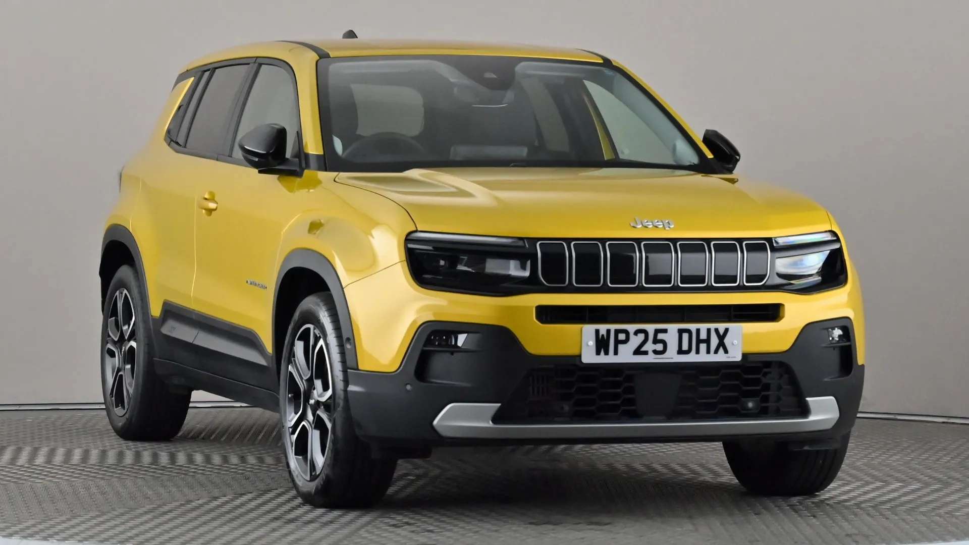 A 2025 JEEP AVENGER 1.2 e-Hybrid Summit DCT A 2025 JEEP AVENGER 1.2 e-Hybrid Summit DCT