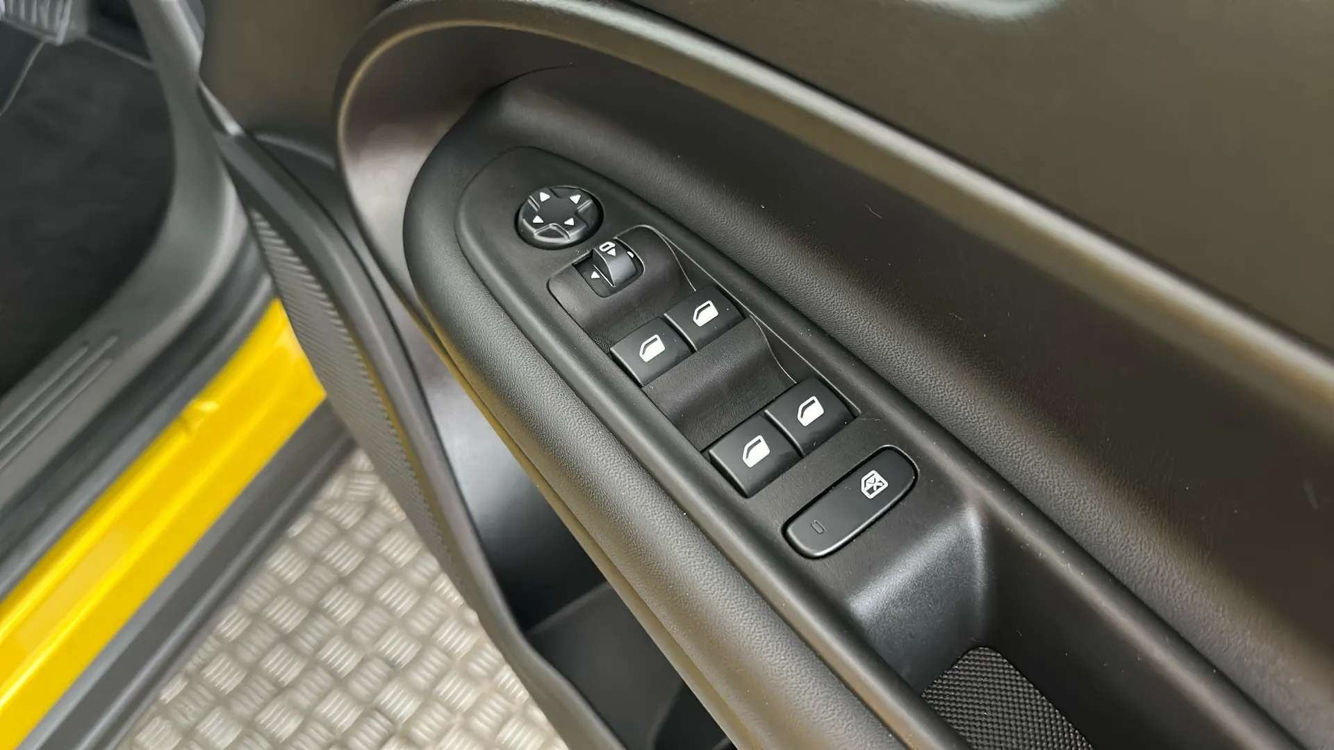 2025 JEEP AVENGER 2025 JEEP AVENGER