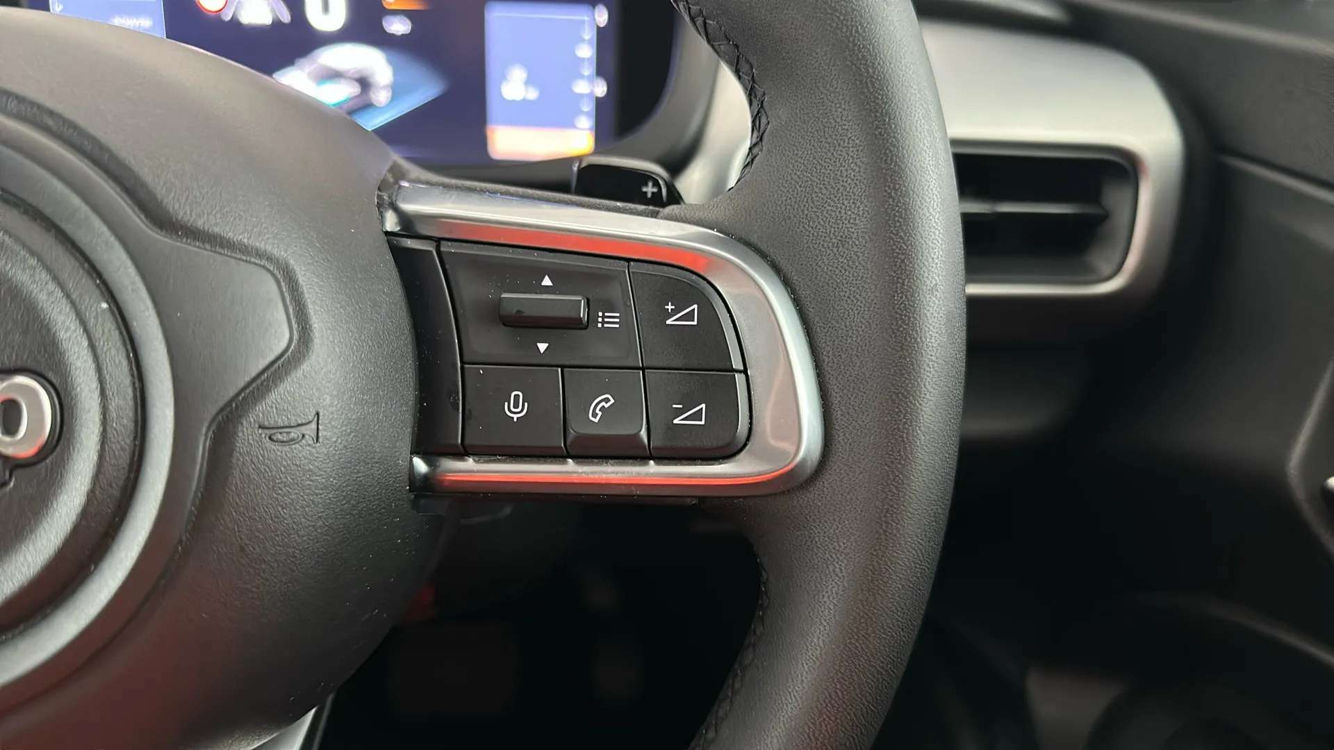 2025 JEEP AVENGER 2025 JEEP AVENGER