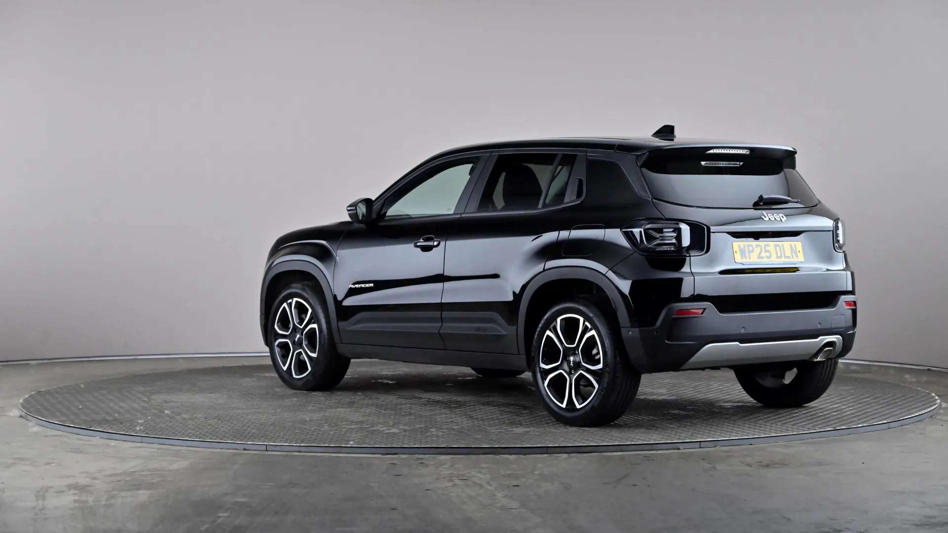 A 2025 JEEP AVENGER 1.2 e-Hybrid Summit DCT A 2025 JEEP AVENGER 1.2 e-Hybrid Summit DCT