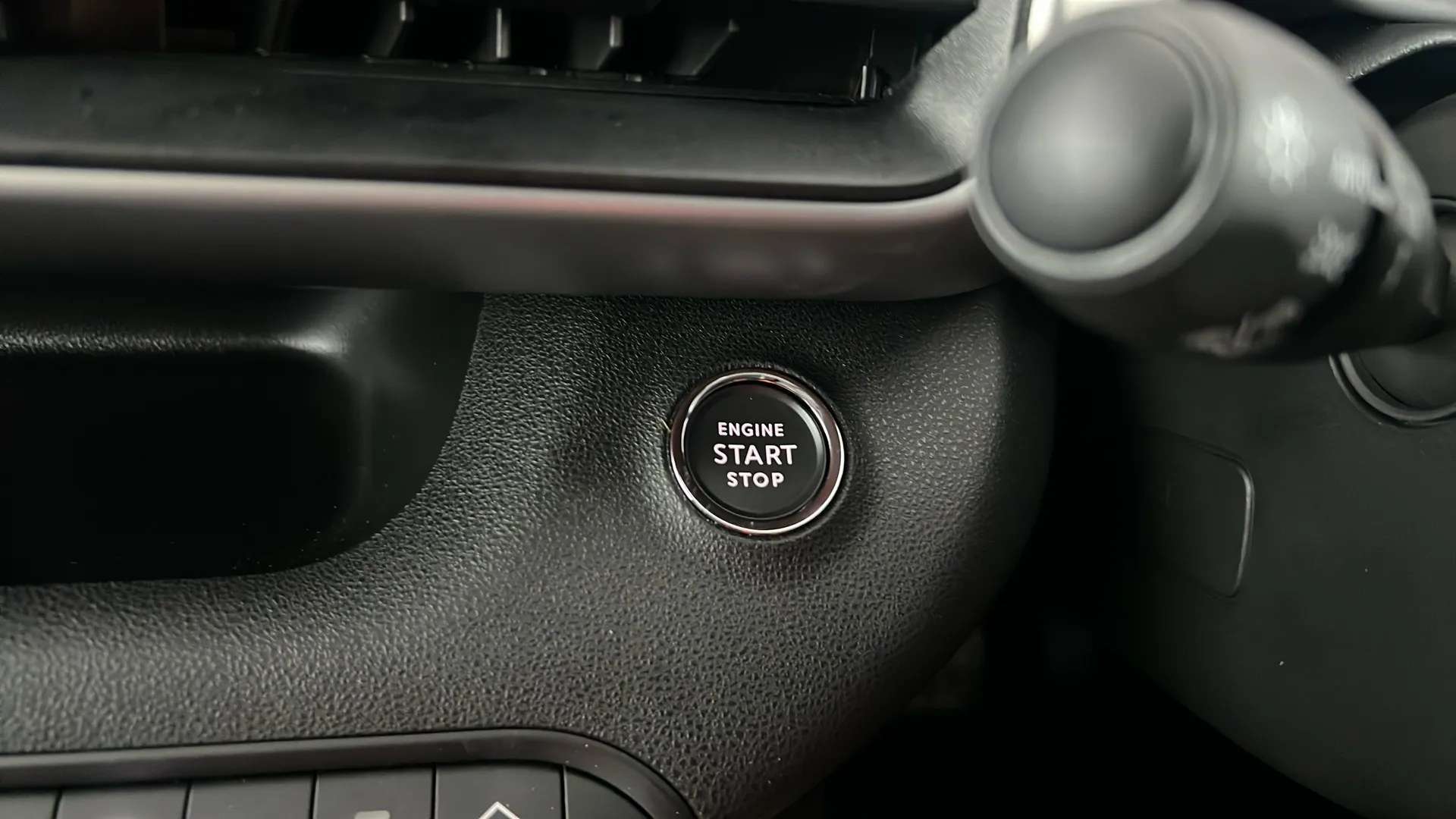 2025 JEEP AVENGER 2025 JEEP AVENGER