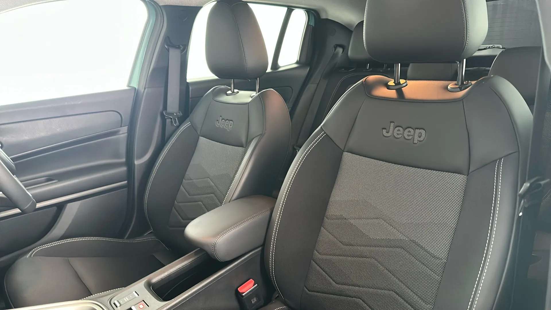 2025 JEEP AVENGER 2025 JEEP AVENGER