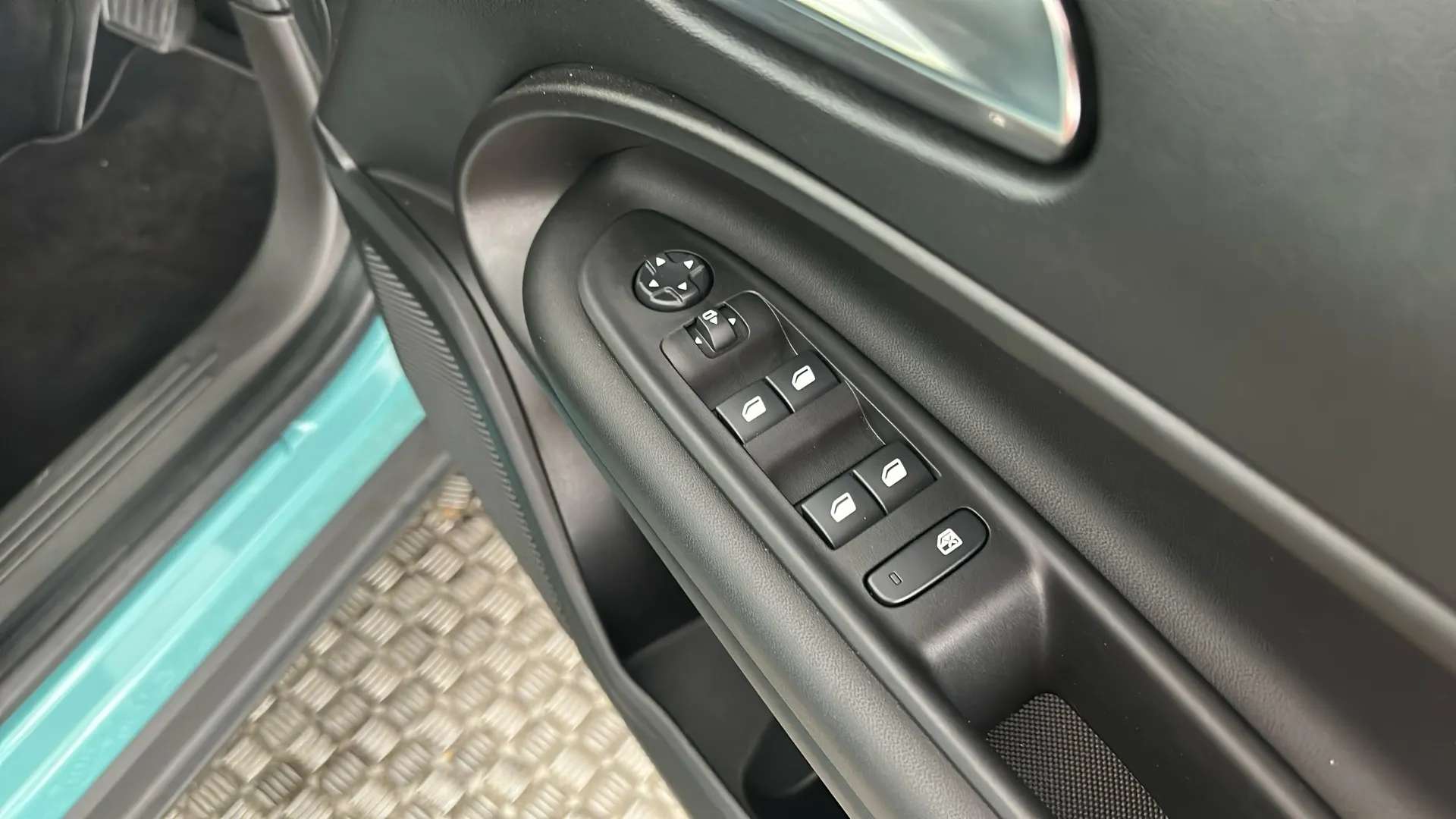 2025 JEEP AVENGER 2025 JEEP AVENGER