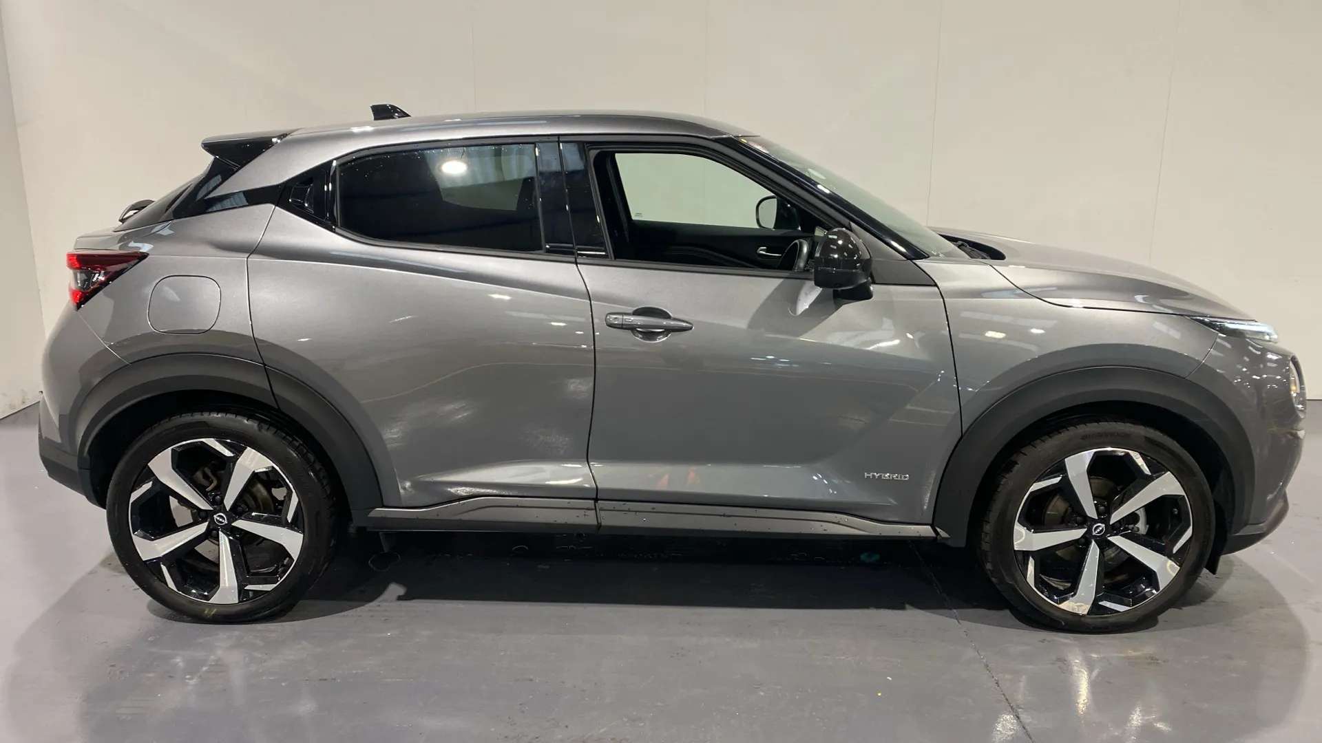 A 2023 NISSAN JUKE 1.6 Hybrid Tekna Auto A 2023 NISSAN JUKE 1.6 Hybrid Tekna Auto