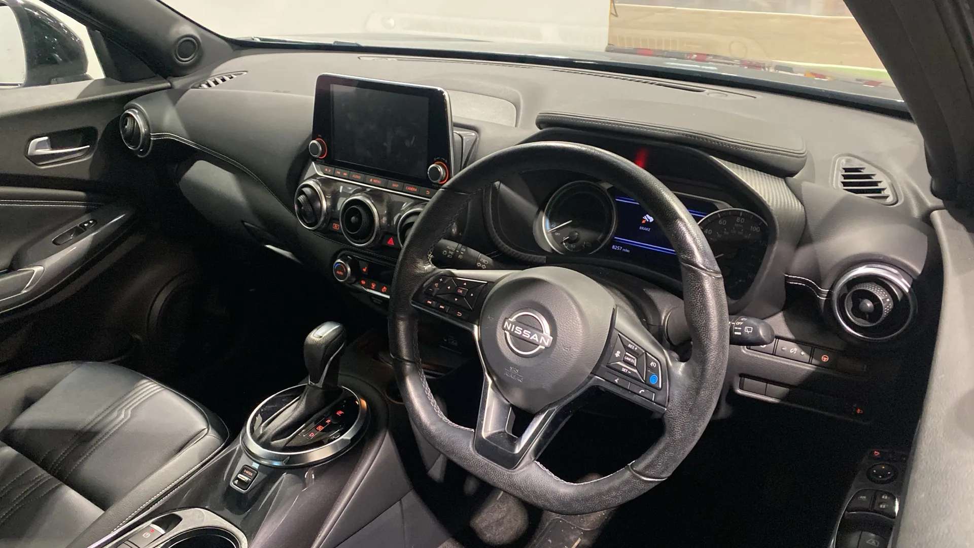 A 2023 NISSAN JUKE 1.6 Hybrid Tekna Auto A 2023 NISSAN JUKE 1.6 Hybrid Tekna Auto