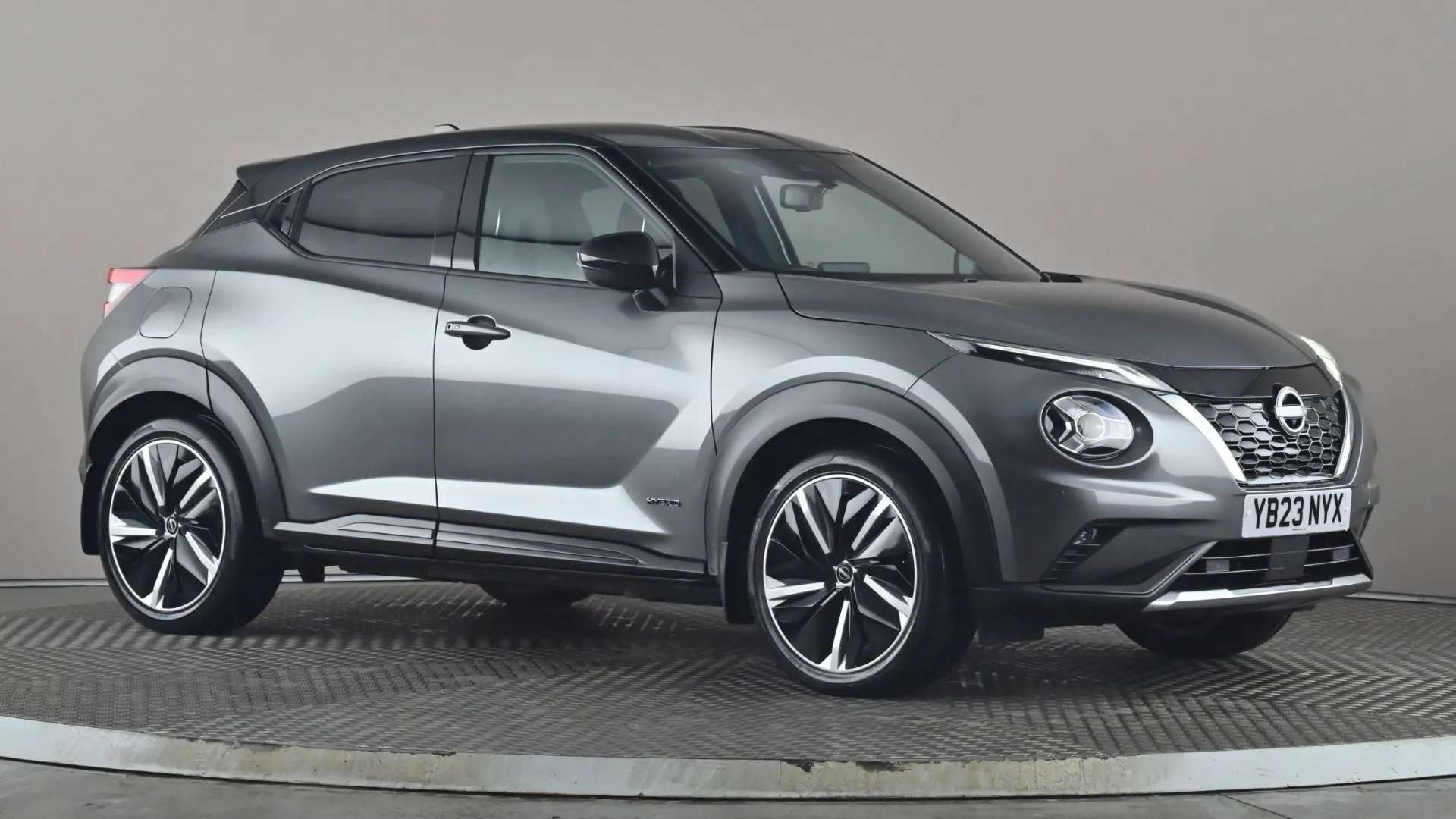 A 2023 NISSAN JUKE 1.6 Hybrid Tekna+ Auto A 2023 NISSAN JUKE 1.6 Hybrid Tekna+ Auto
