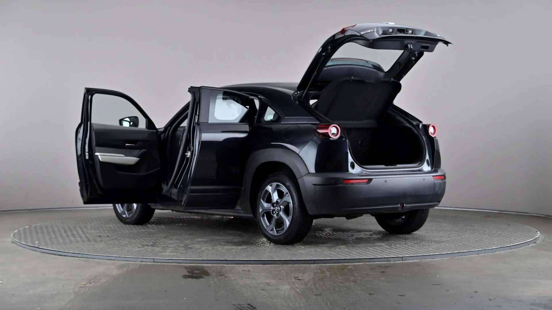 2023 MAZDA MX-30 2023 MAZDA MX-30