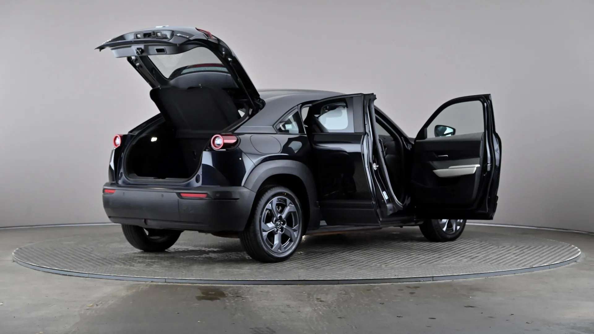 2023 MAZDA MX-30 2023 MAZDA MX-30