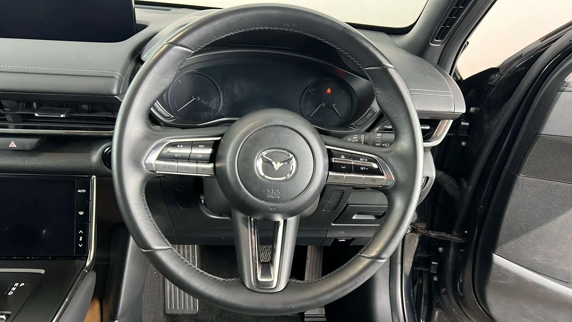 2023 MAZDA MX-30 2023 MAZDA MX-30