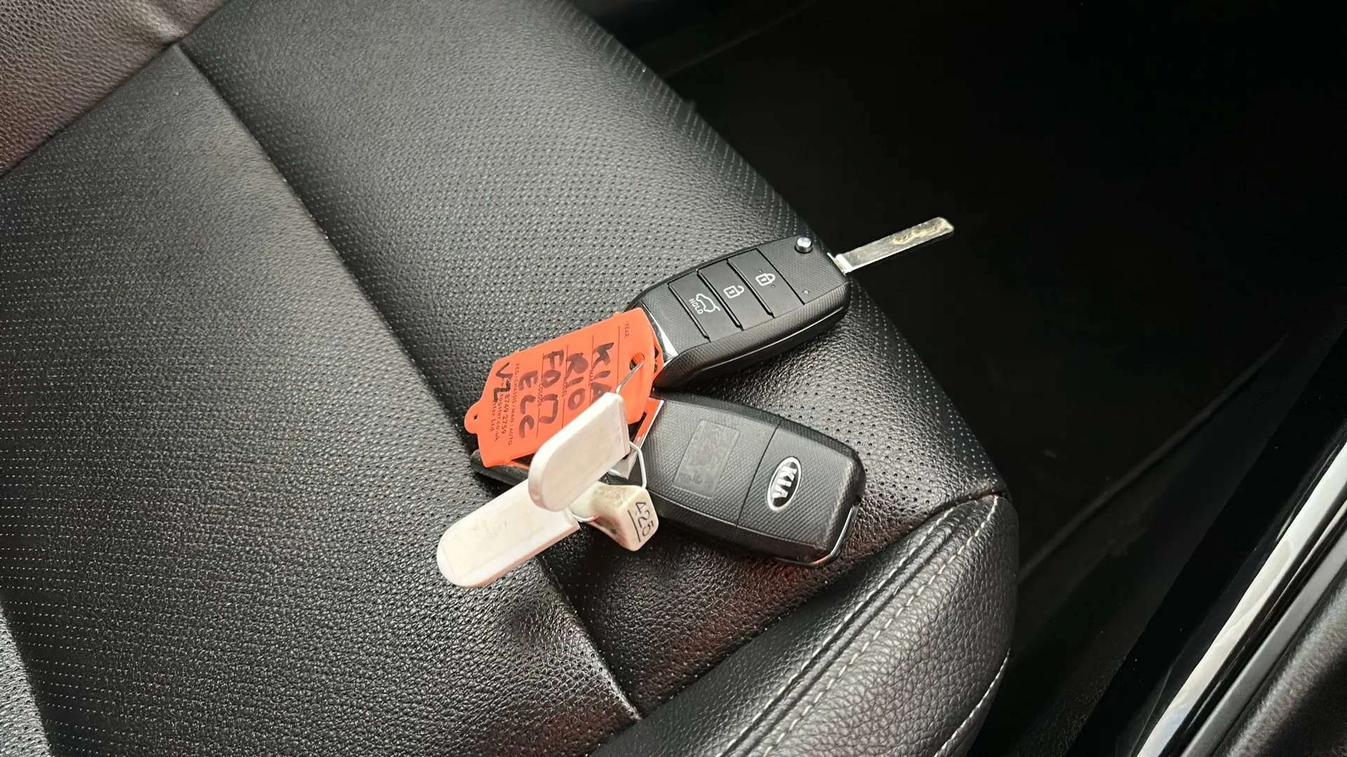 2017 KIA RIO 2017 KIA RIO