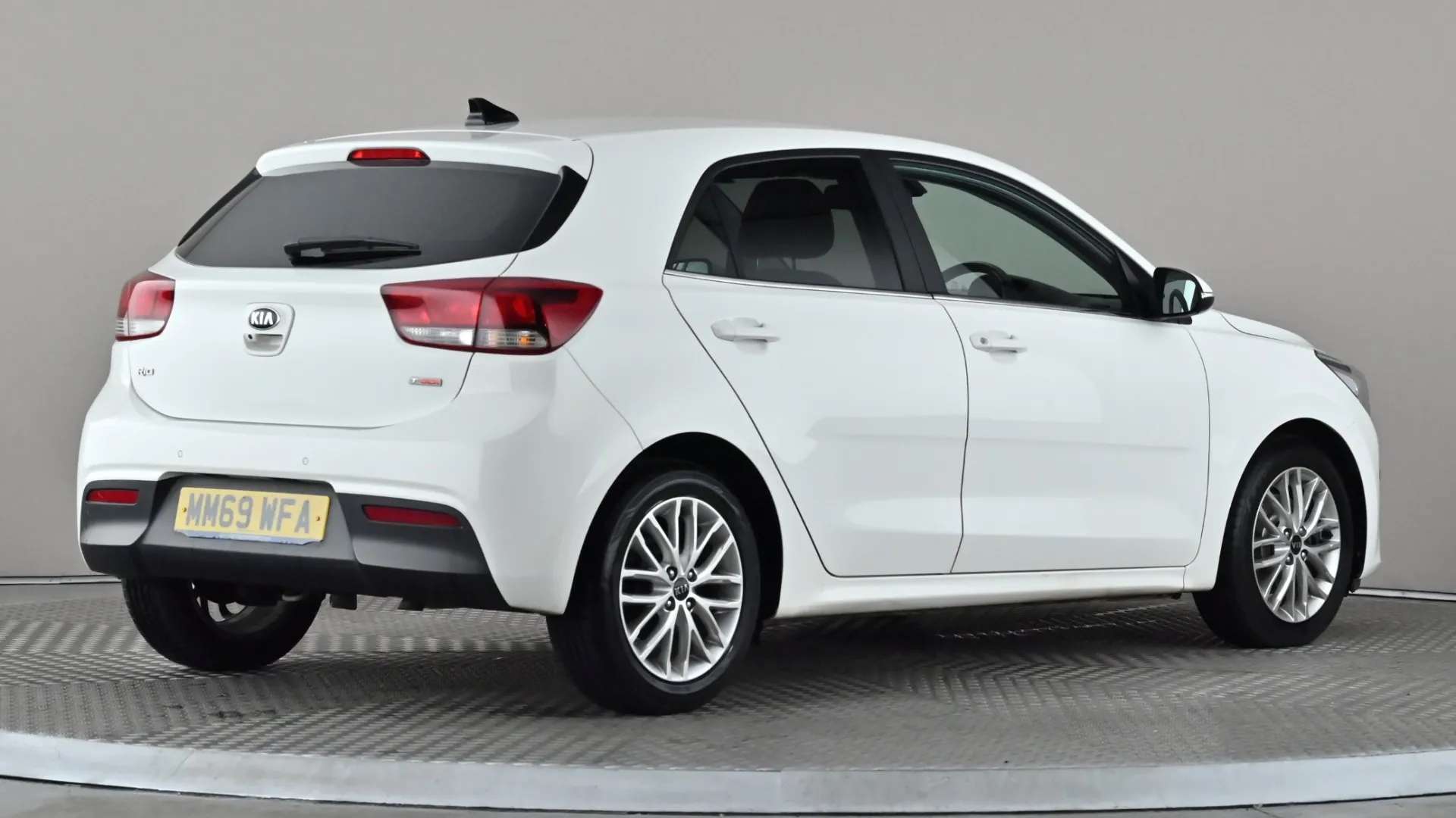 2020 KIA RIO 2020 KIA RIO