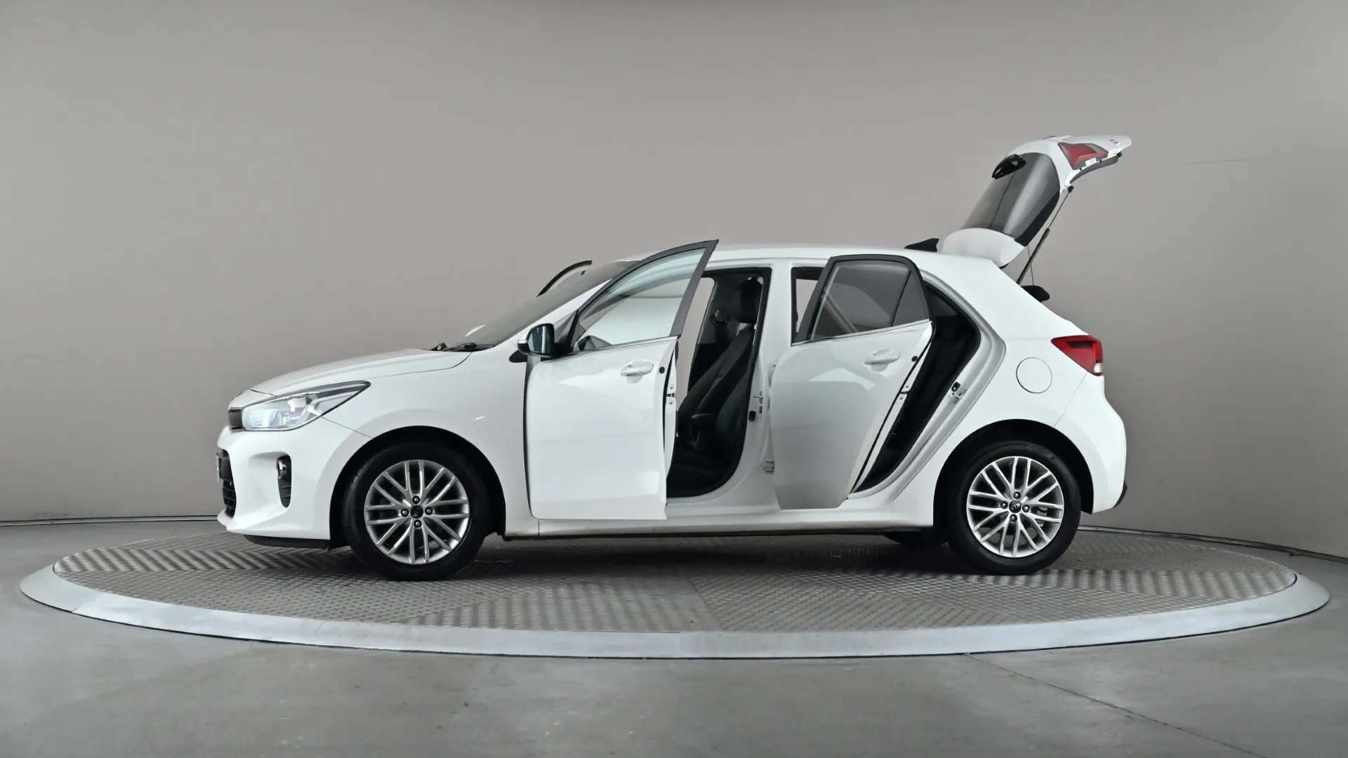 2020 KIA RIO 2020 KIA RIO