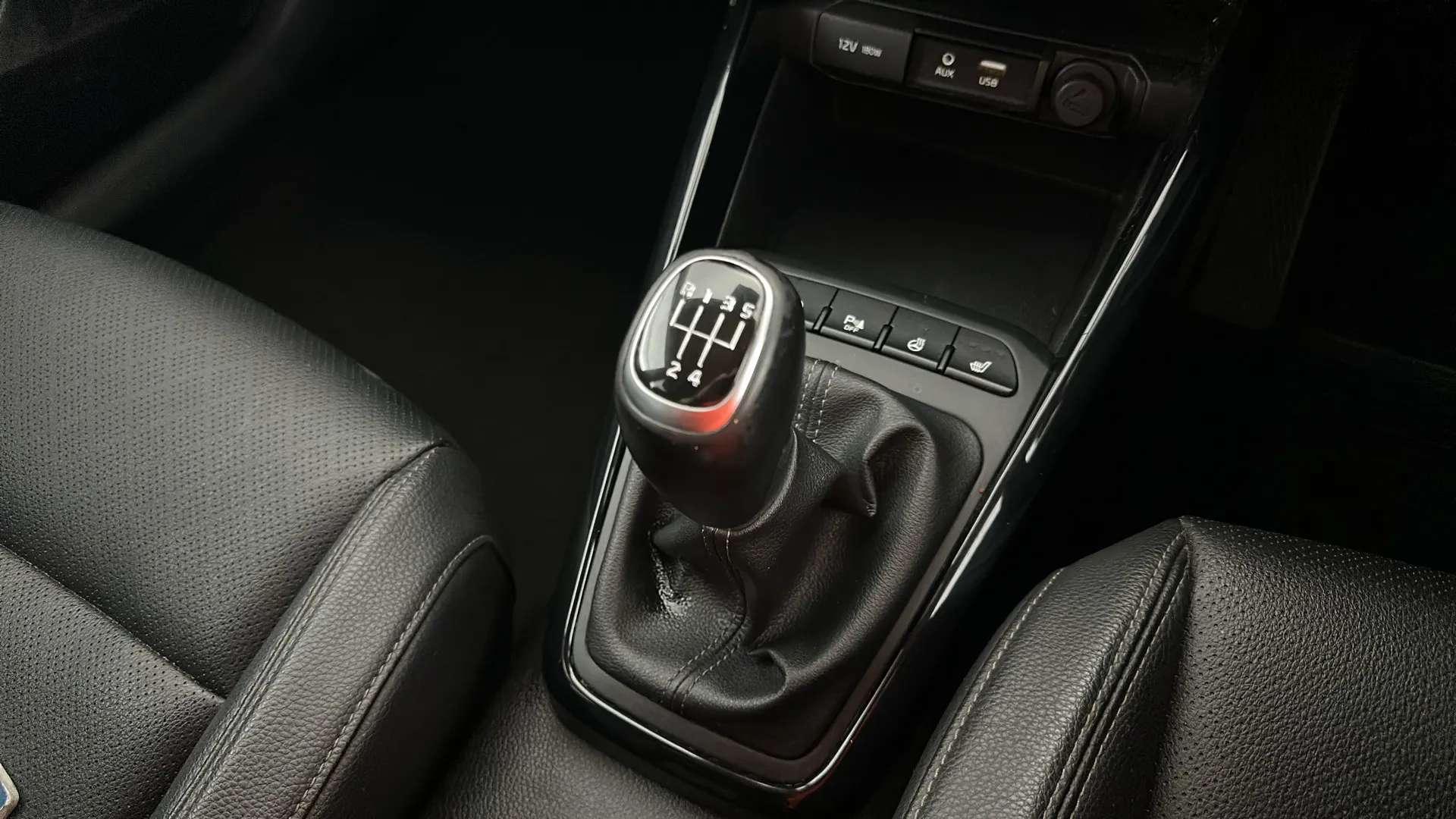 2020 KIA RIO 2020 KIA RIO
