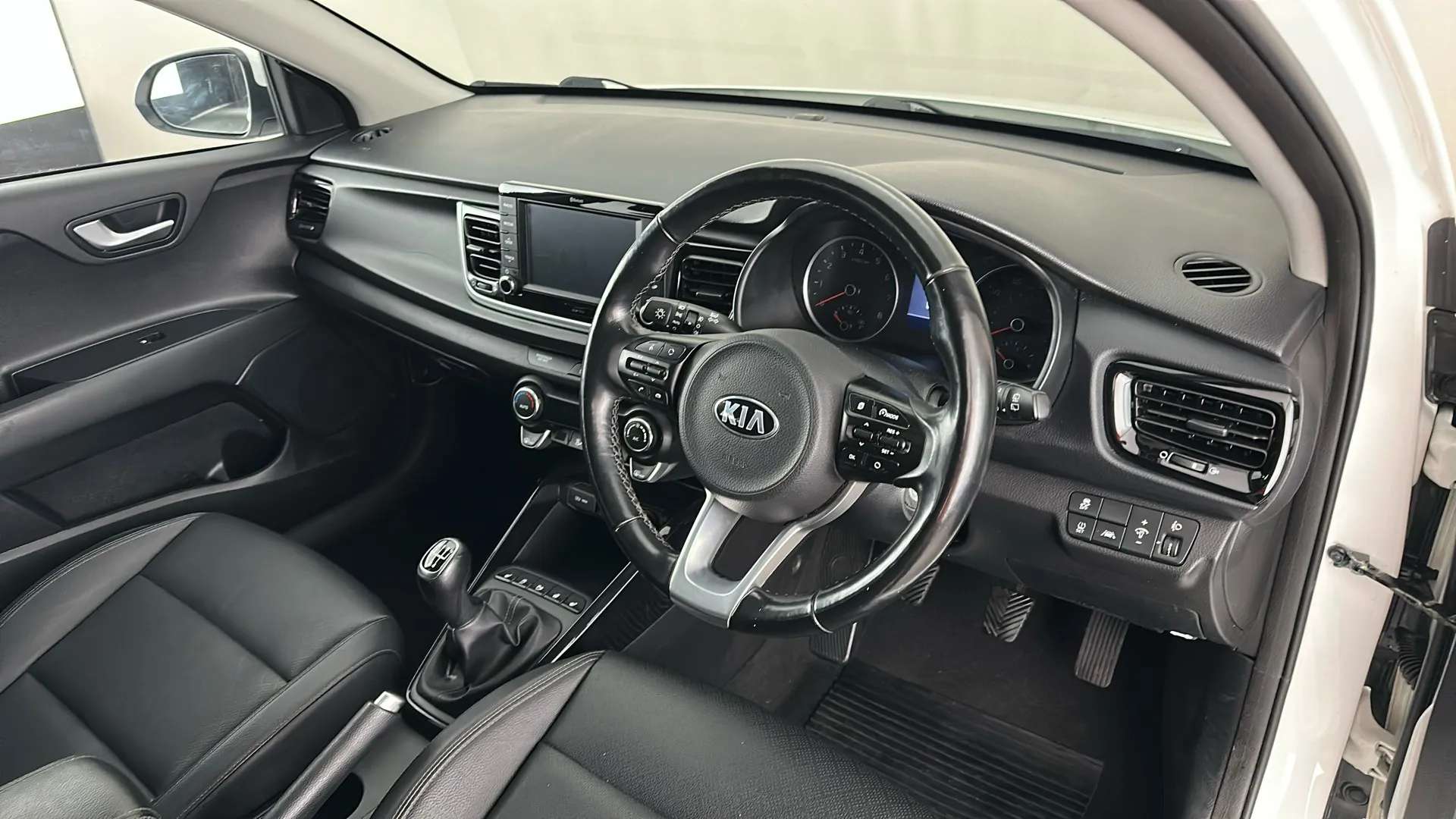 2020 KIA RIO 2020 KIA RIO