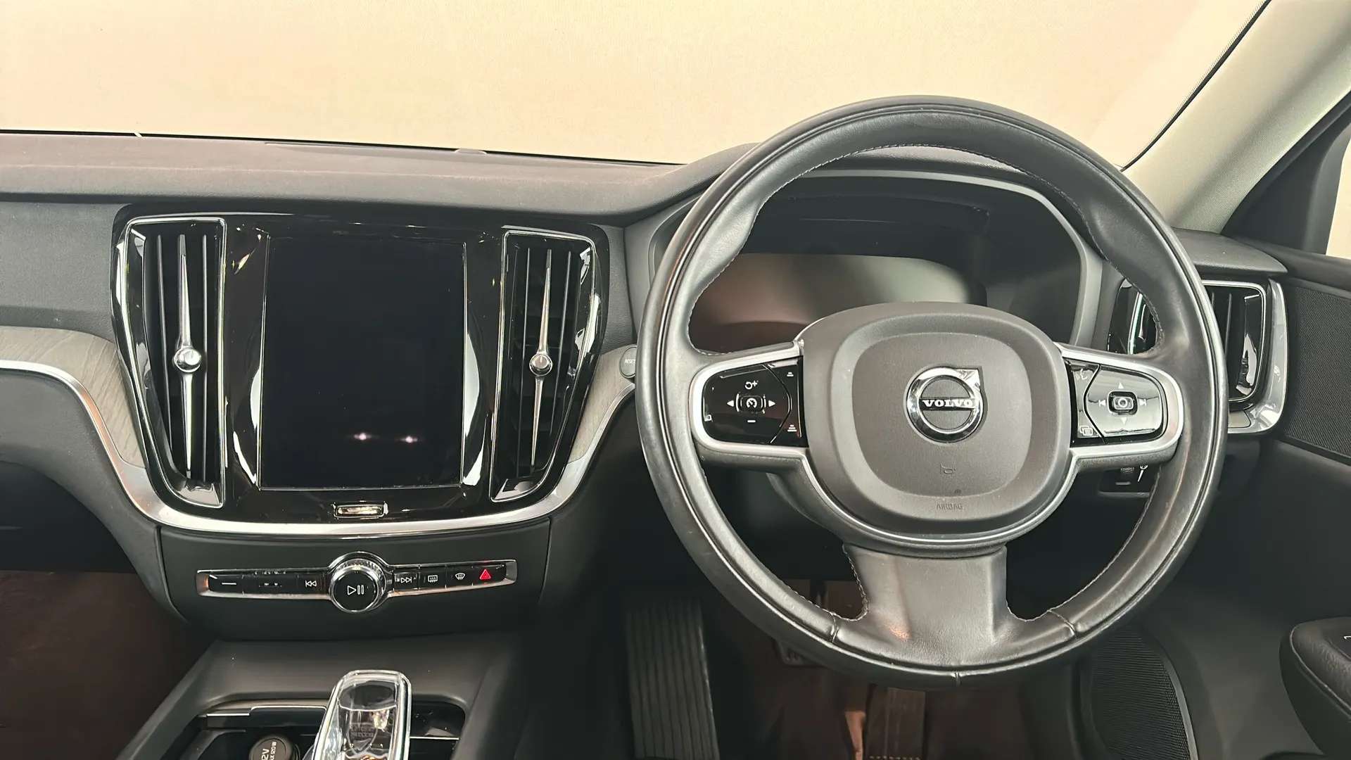 2021 VOLVO S60 2021 VOLVO S60