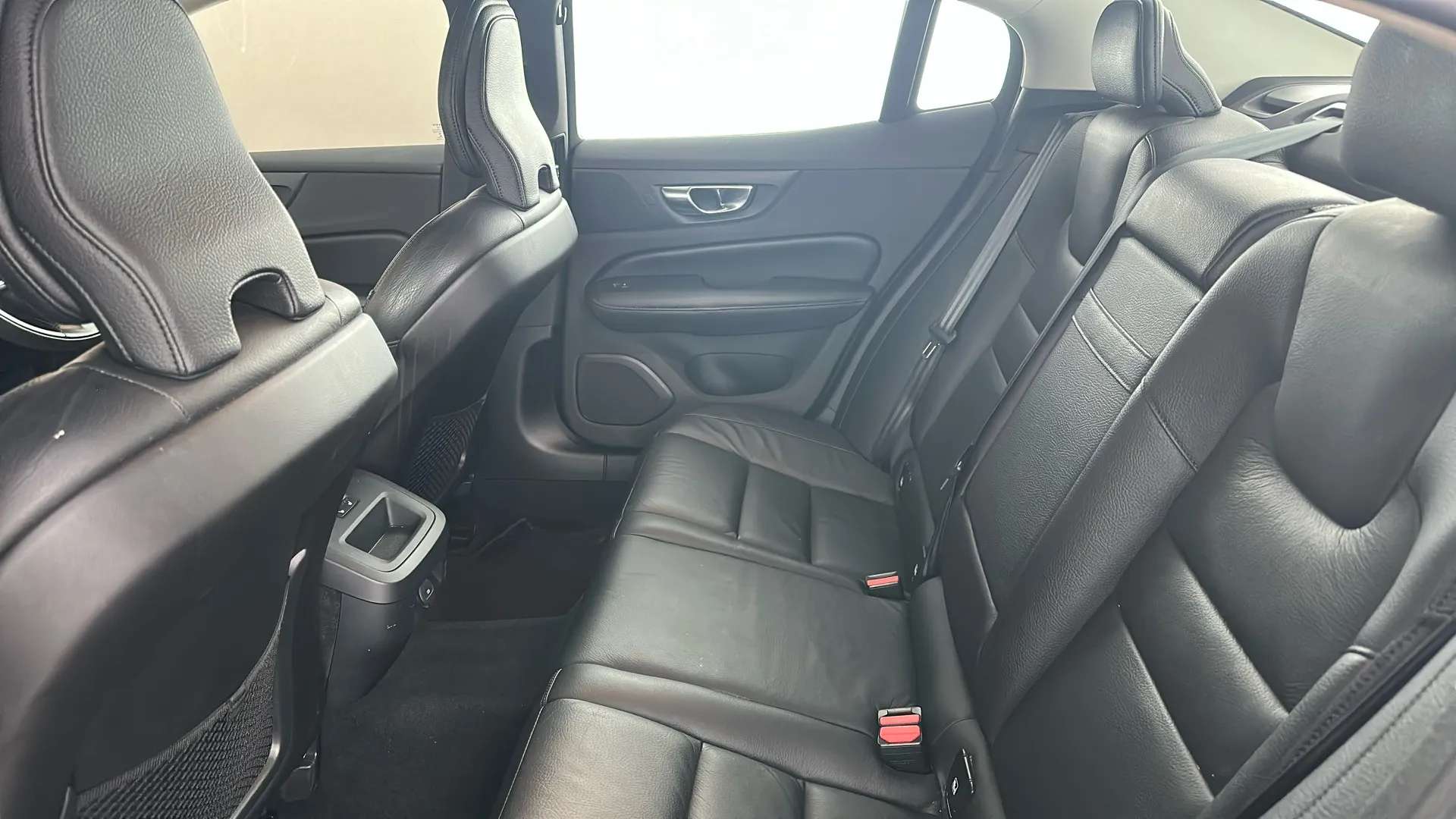 2021 VOLVO S60 2021 VOLVO S60