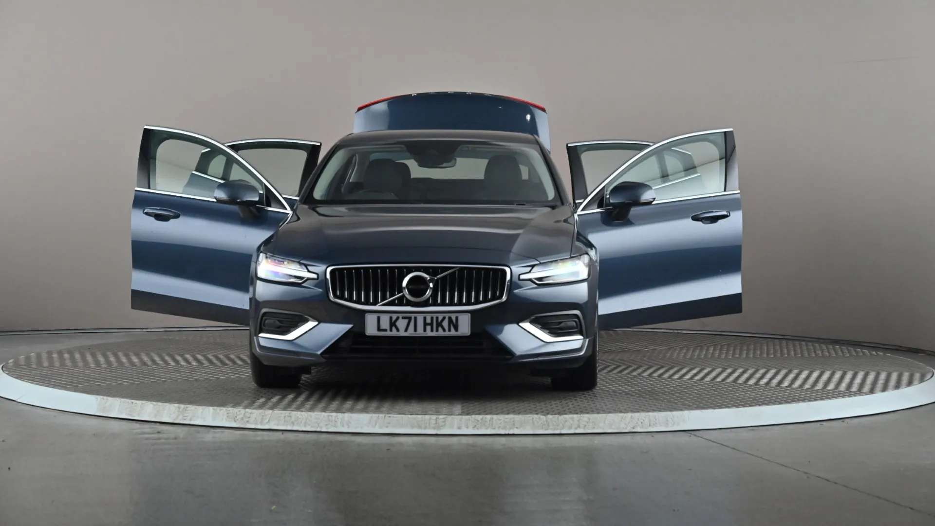 2021 VOLVO S60 2021 VOLVO S60