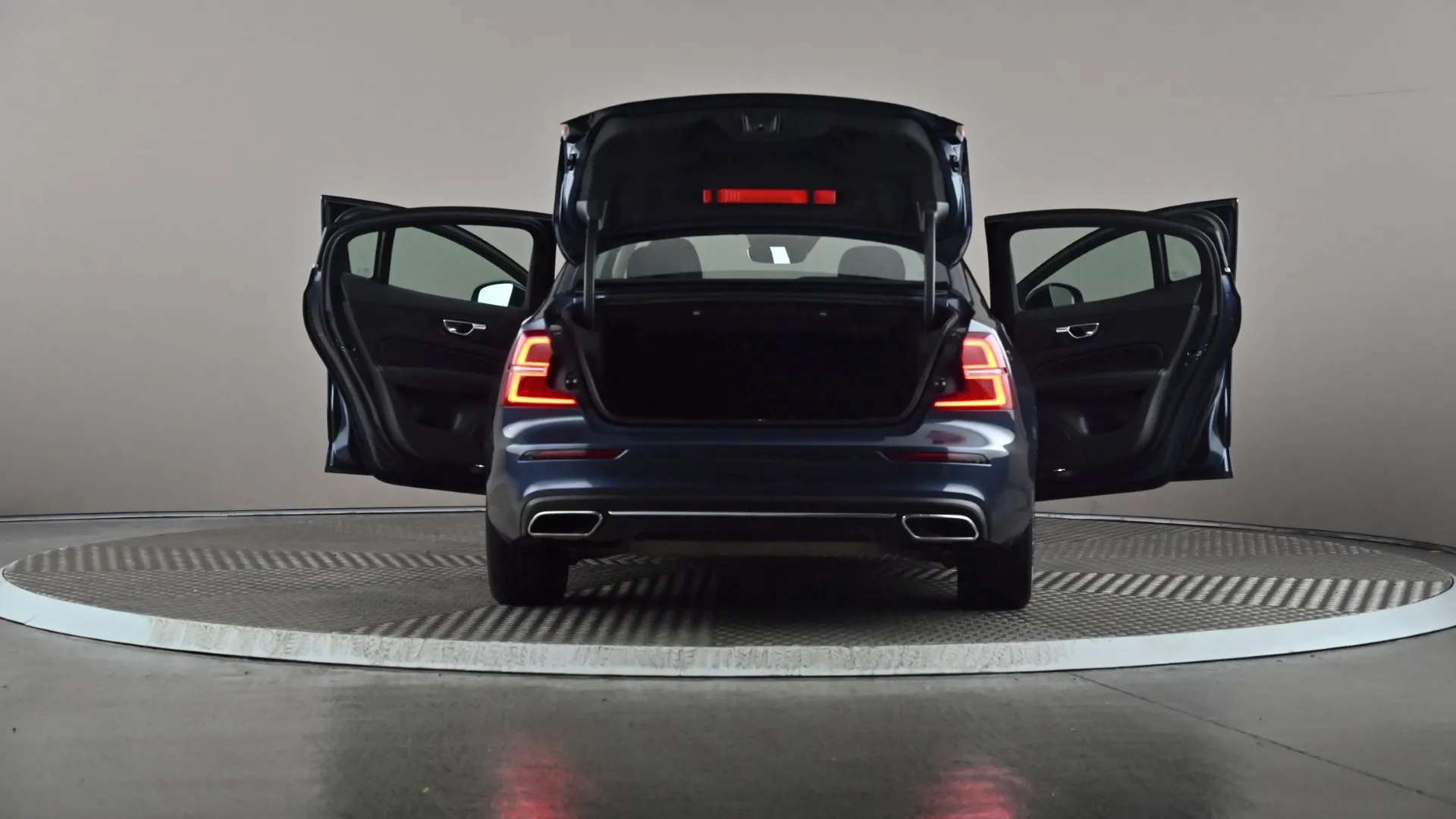 2021 VOLVO S60 2021 VOLVO S60