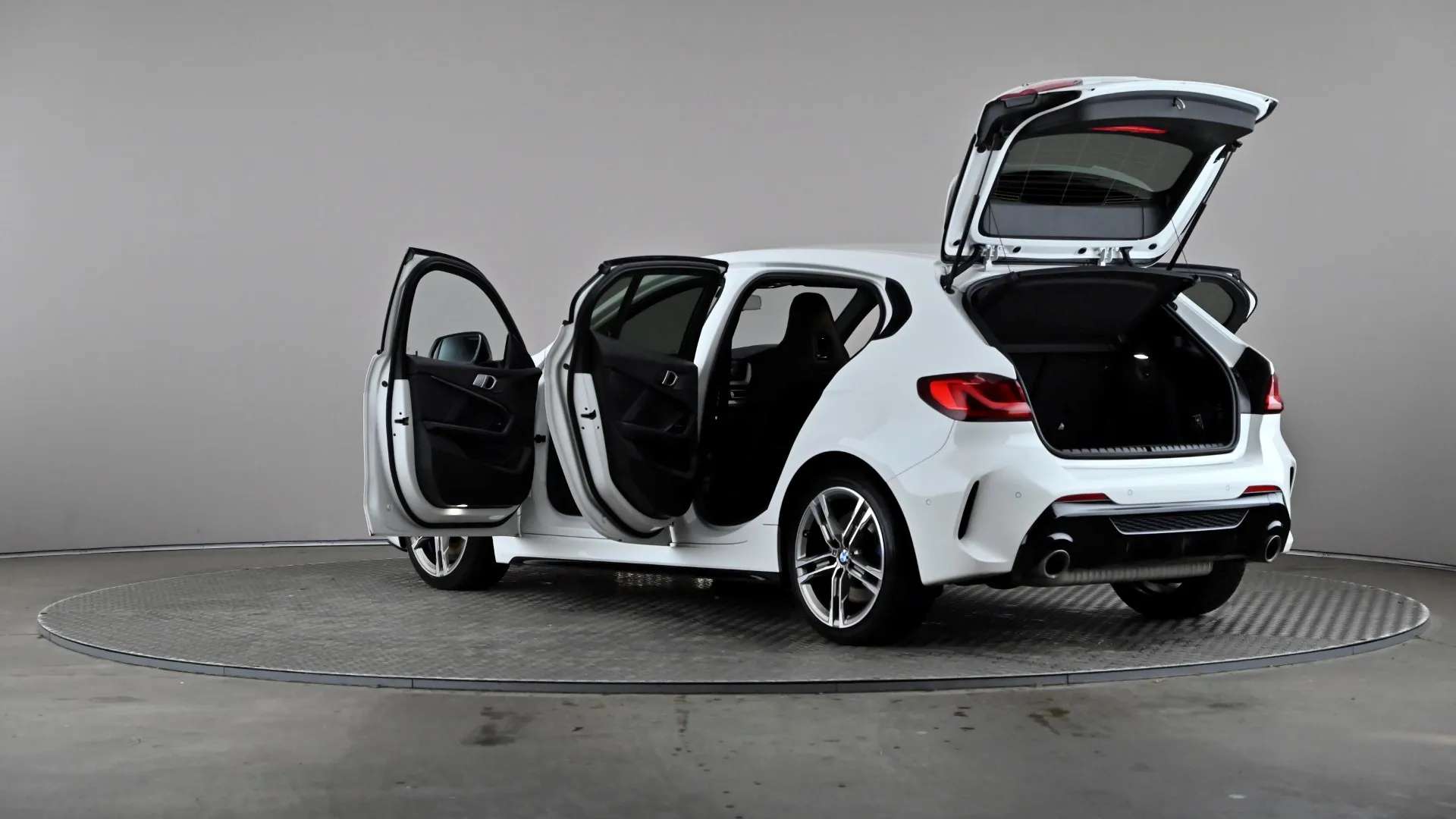 2022 BMW 1 SERIES 2022 BMW 1 SERIES